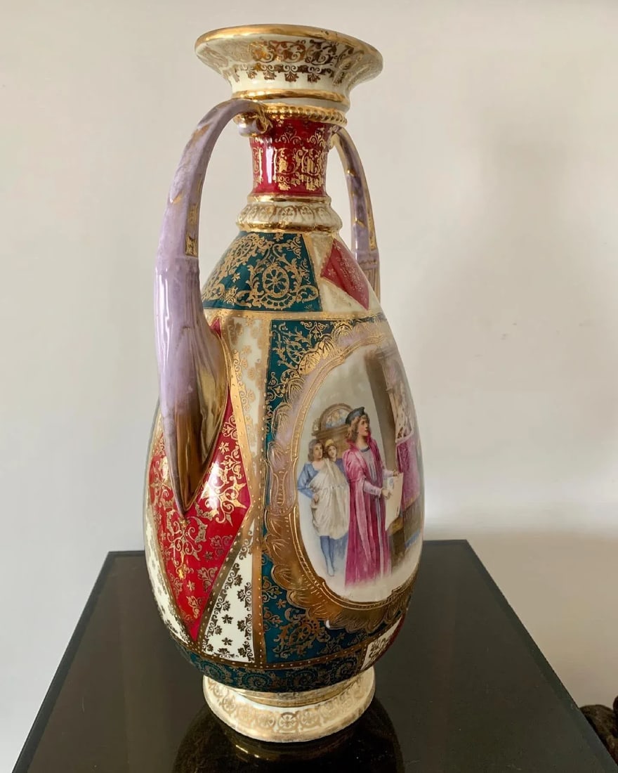 Vintage Royal Vienna-Style Shield/Beehive Marked Austrian Vase - 6