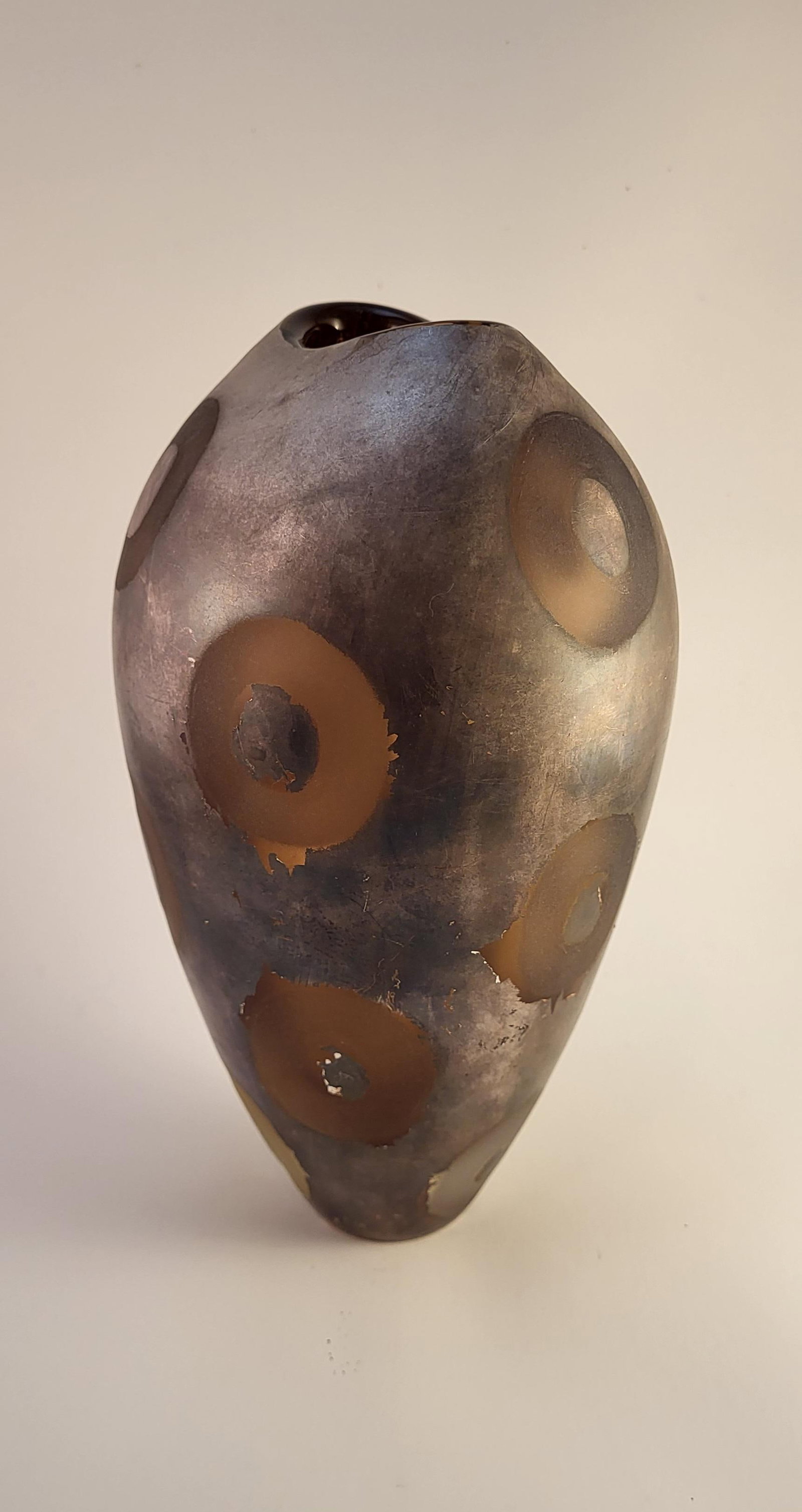 MCM Adam Aaronson Amber Studio Art Glass Vase With Patinated Surface and Circles - 4
