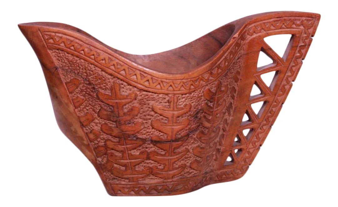 Antique 1900s Hand-Carved Wooden Wedding Cup From Former Yugoslavia/European Balkan: Hand-carved wooden wedding cup from former Yugoslavia/ from European Balkan antique 1900's found in the island of Corfu. The carving depict a traditional fern landscape and individual geometric