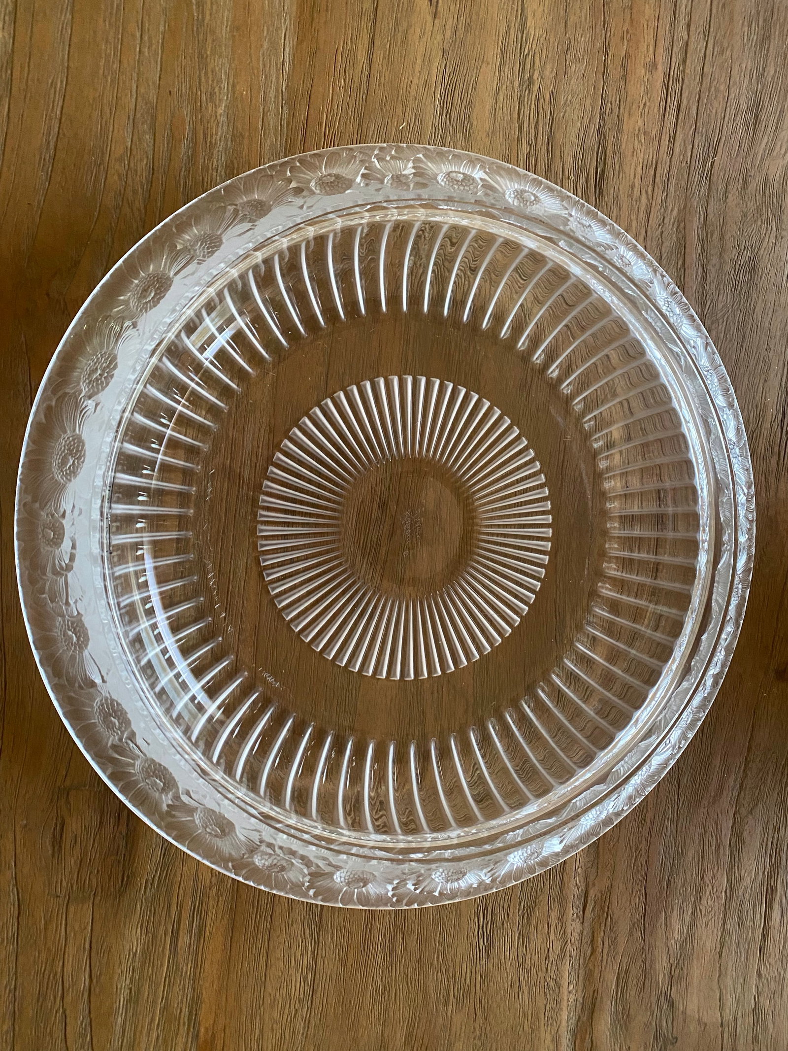 Lalique Marguerites Decorative Plate - 3