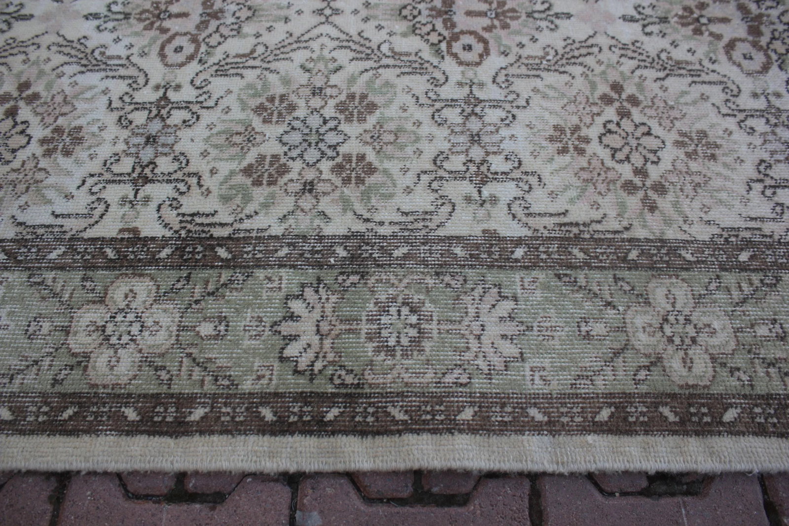 1970s Mid-Century Modern Art Deco Turkish Vintage Floral Beige Oushak Area Rug - 10