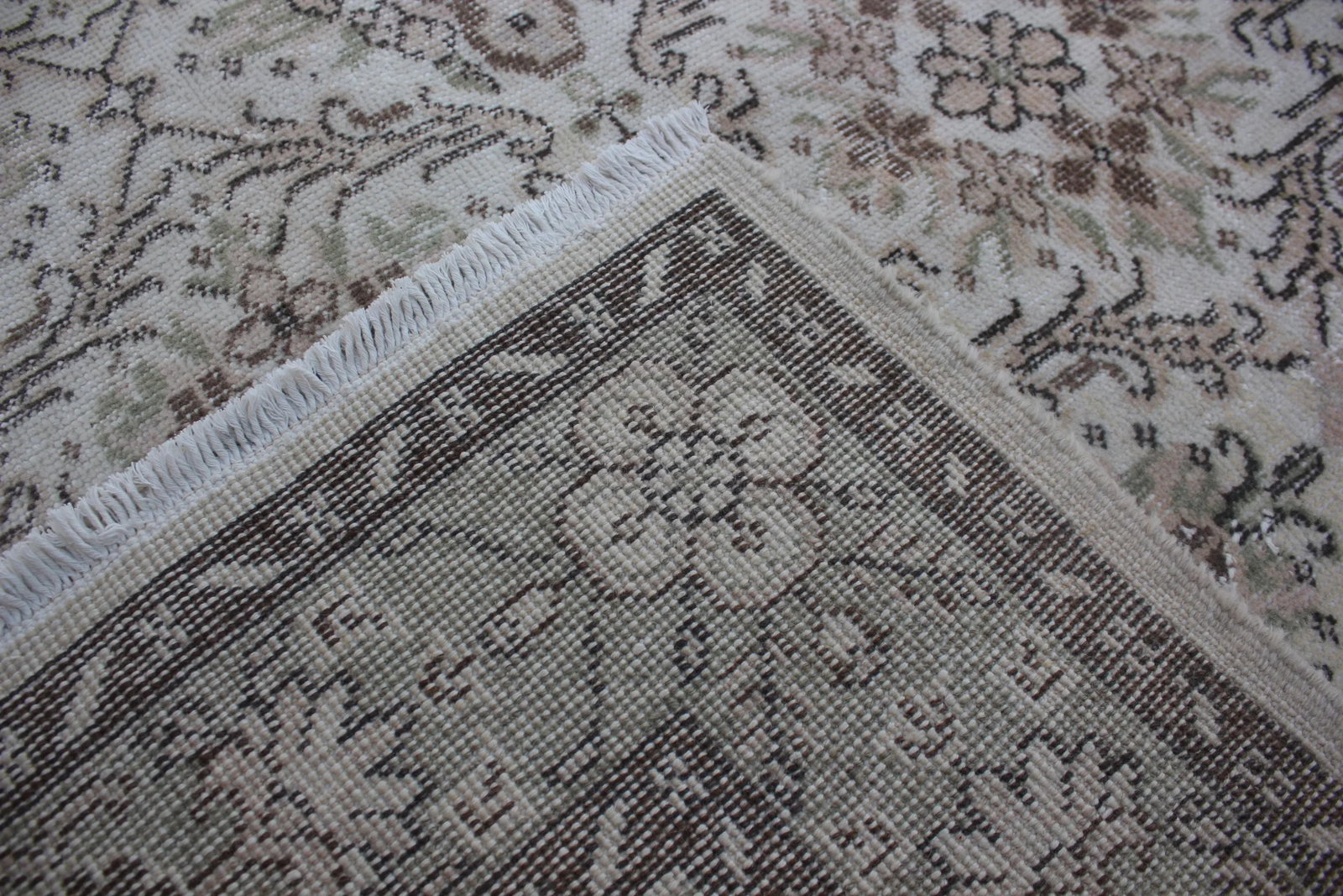 1970s Mid-Century Modern Art Deco Turkish Vintage Floral Beige Oushak Area Rug - 12