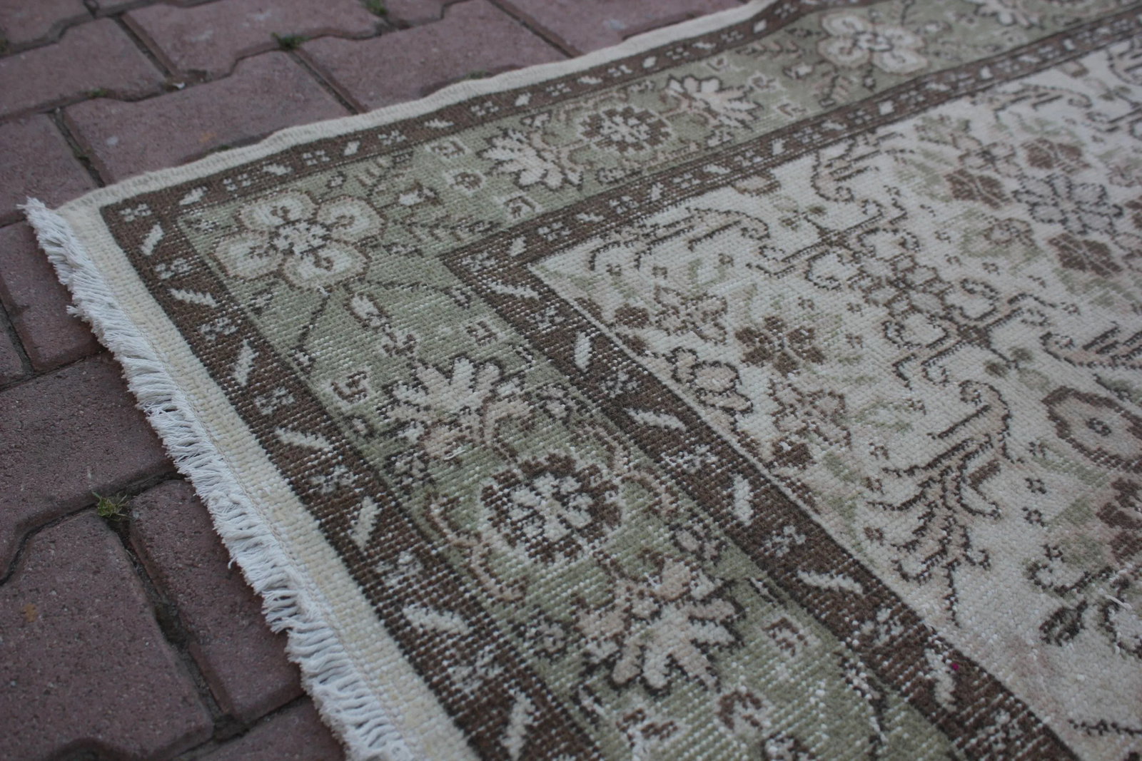 1970s Mid-Century Modern Art Deco Turkish Vintage Floral Beige Oushak Area Rug - 5