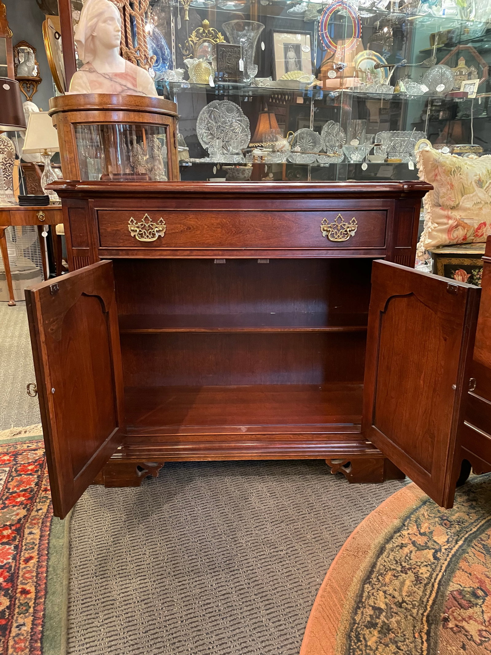 Vintage Thomasville Neo Colonial One Drawer Cupboard - 5