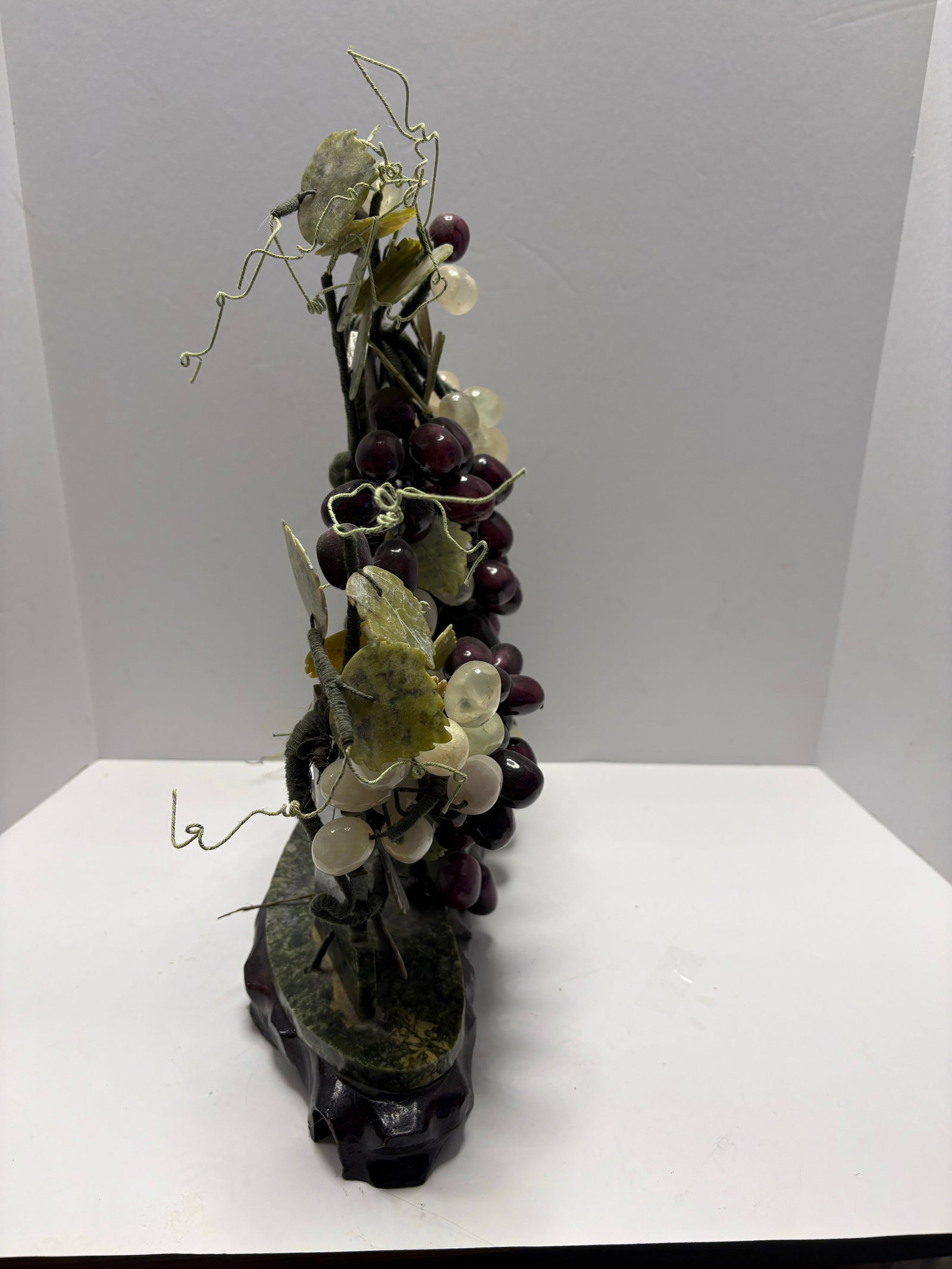 Vintage Chinoiserie Asian Hardstone Grape Vine Sculpture on Carved Wood Base Statement Sculpture - 3