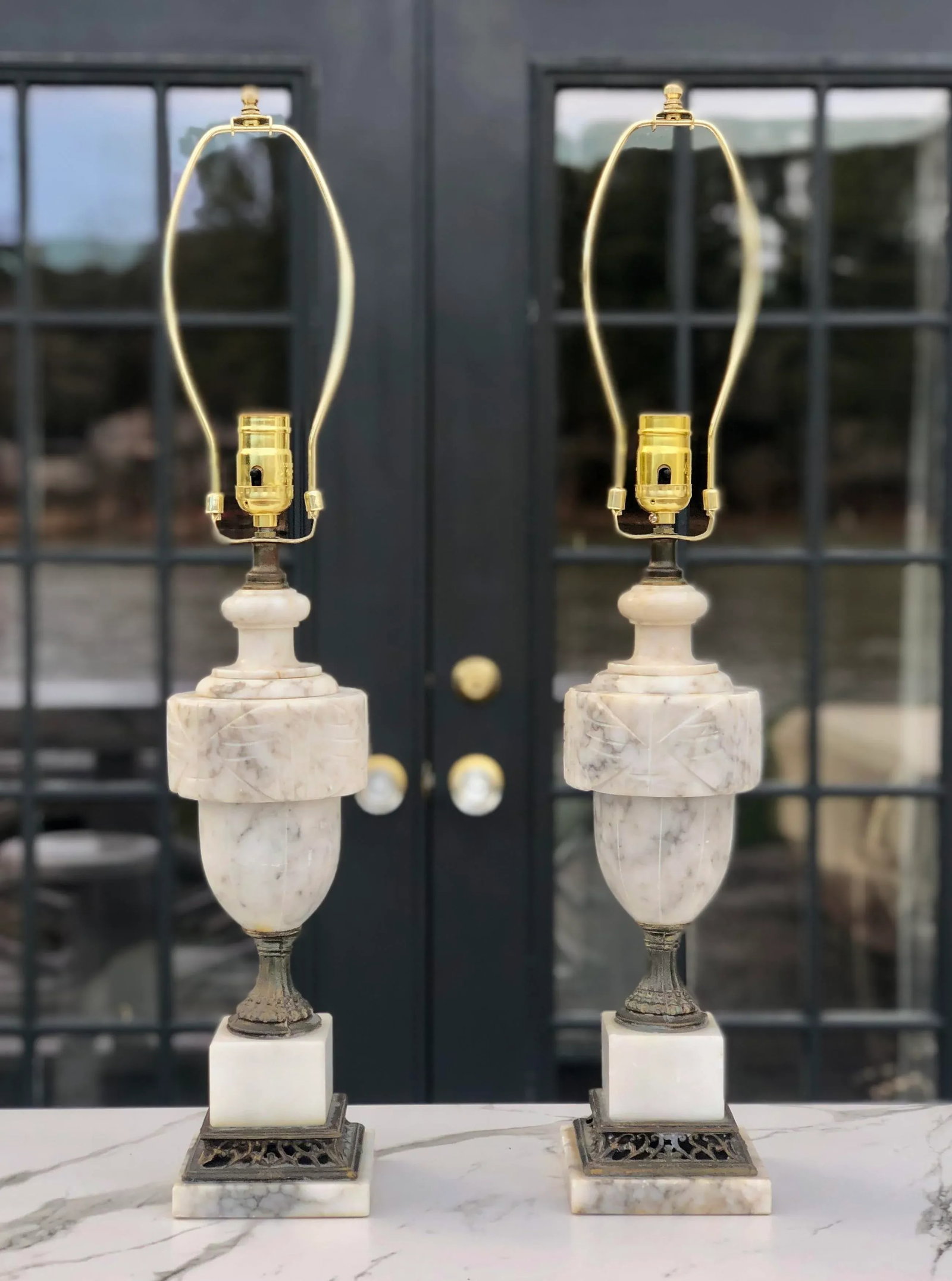 Late 19th Century Alabaster and Bronze Table Lamps, a Pair - 5