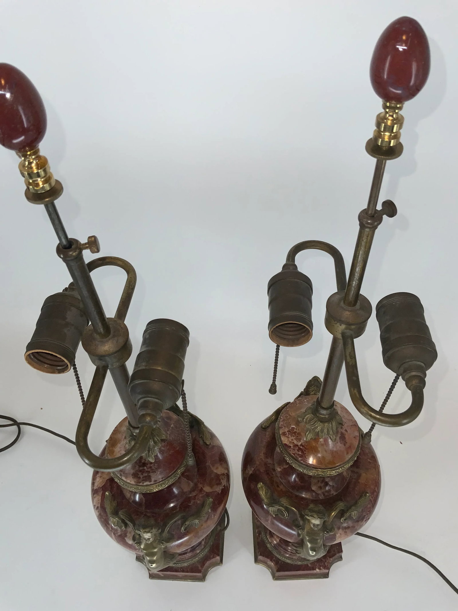 Pair of French Empire Style Rouge Marble Table Lamps With Figuras Bronze Mounts - 10