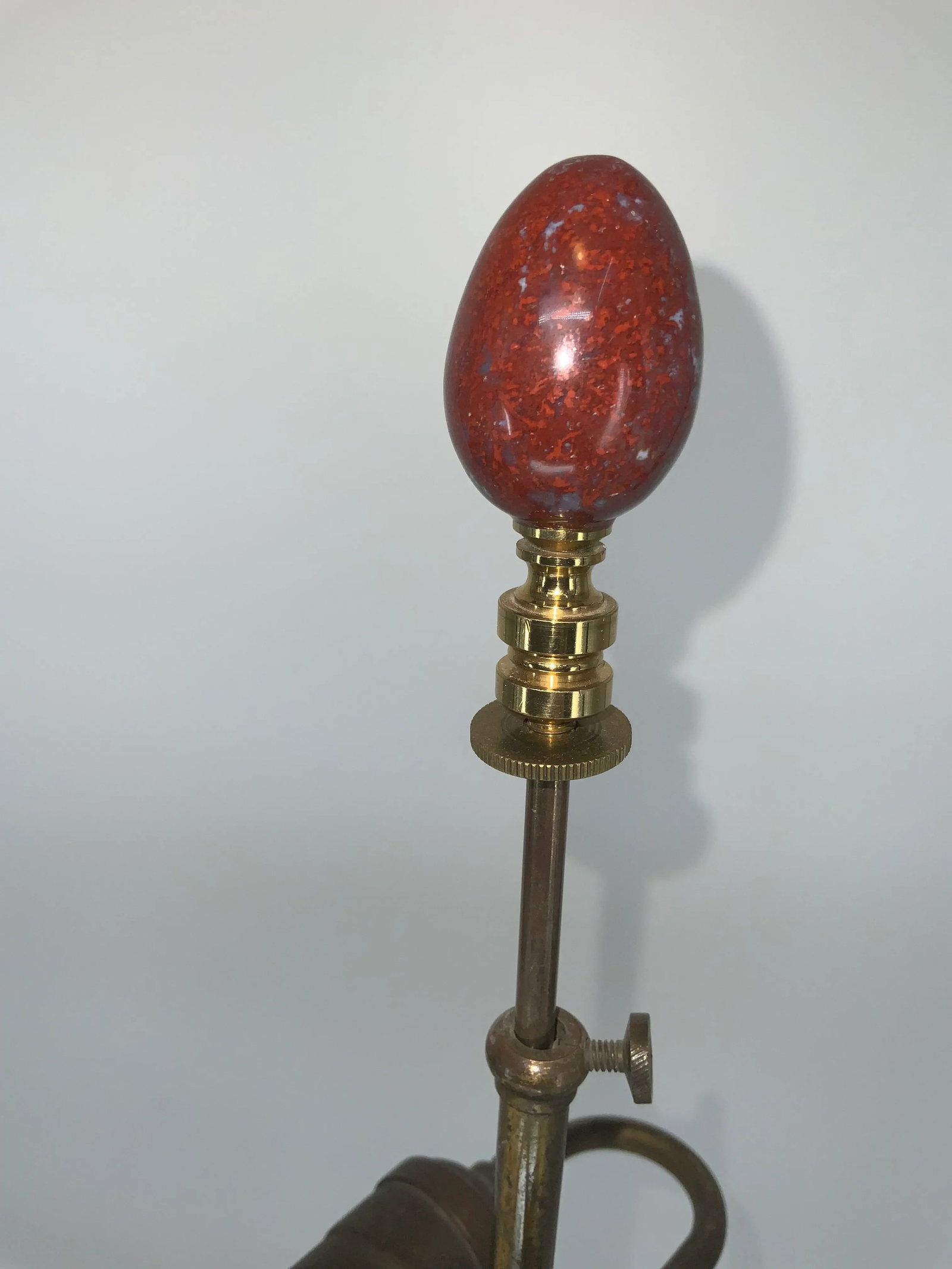 Pair of French Empire Style Rouge Marble Table Lamps With Figuras Bronze Mounts - 12