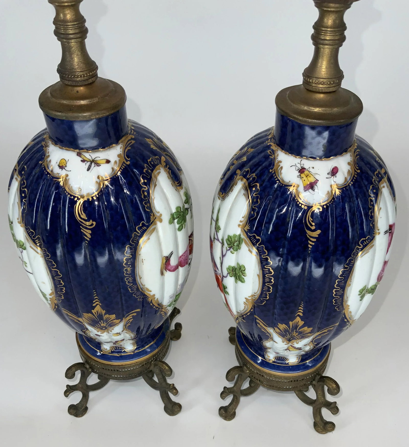 Pair of Worcester Dr Wall Porcelain Lamps - 4