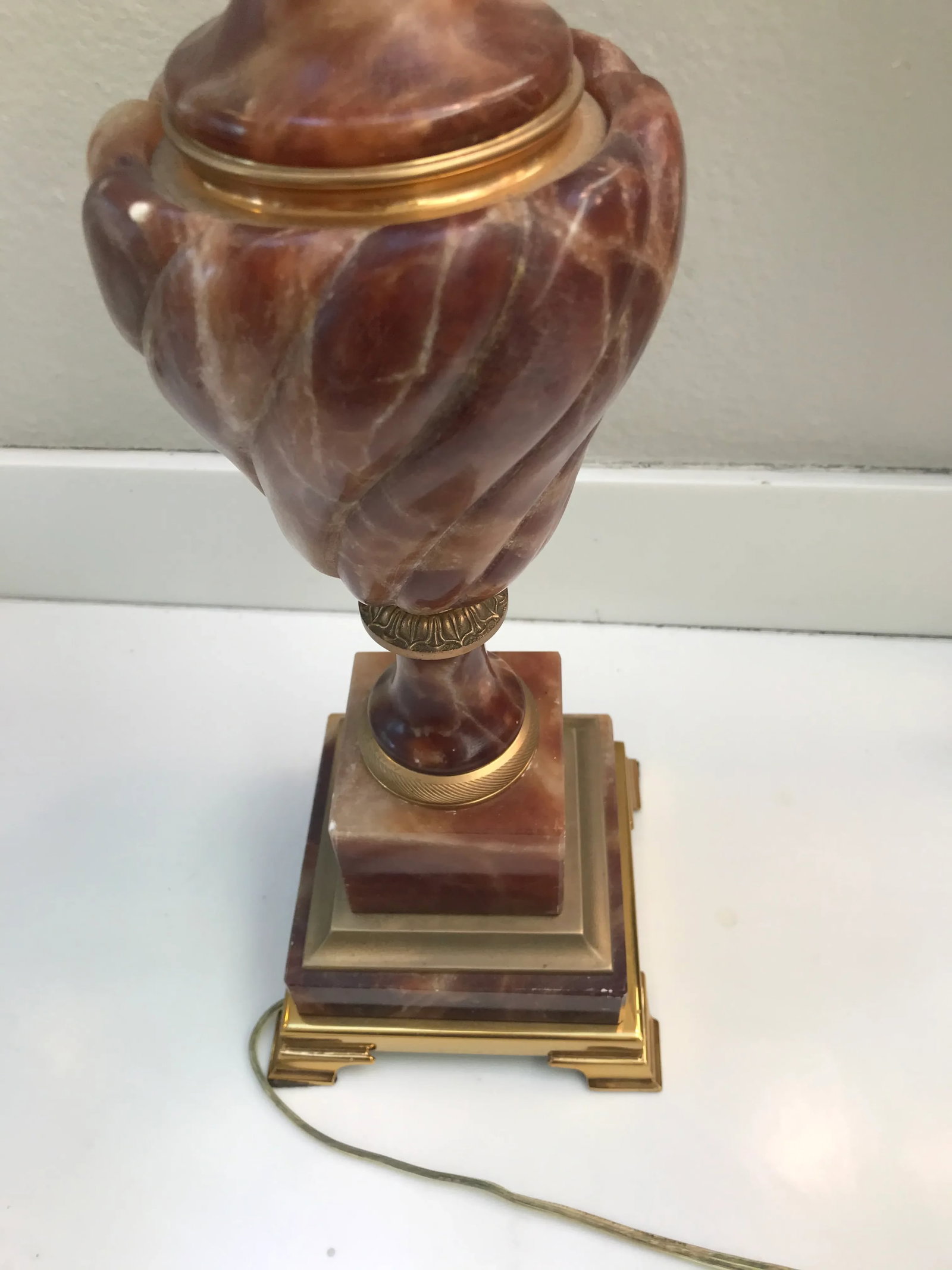 1970s Marbro Neoclassical Table Lamp - 10