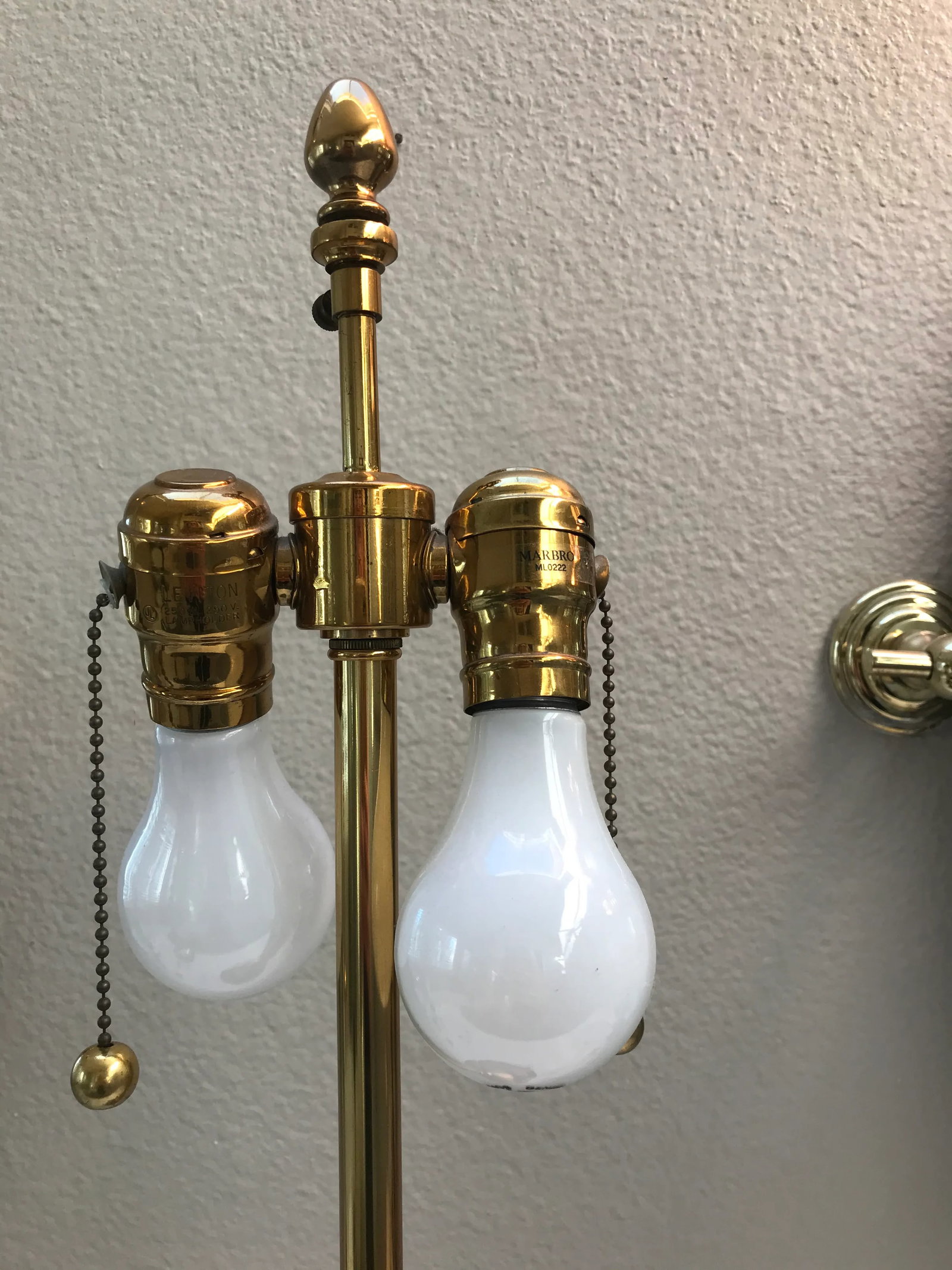 1970s Marbro Neoclassical Table Lamp - 4