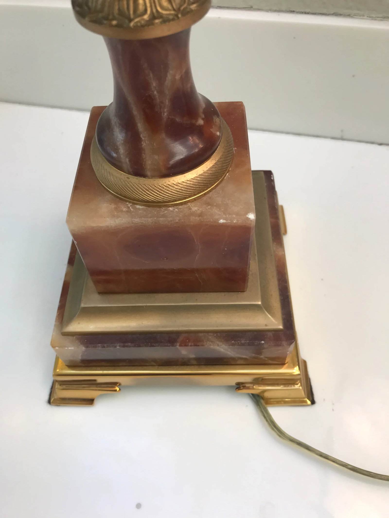 1970s Marbro Neoclassical Table Lamp - 8