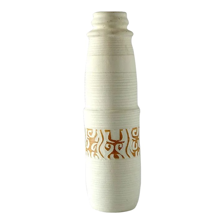 Vintage Mid 20th Century Bror Chail Israel Pottery Vase: Mid-Century pottery from Israel. Signed "Bror Chail Israel." Excellent calligraphy around the corpus. The glaze is a matte antique white. This is a molded piece with hand-carved tan sgraffito