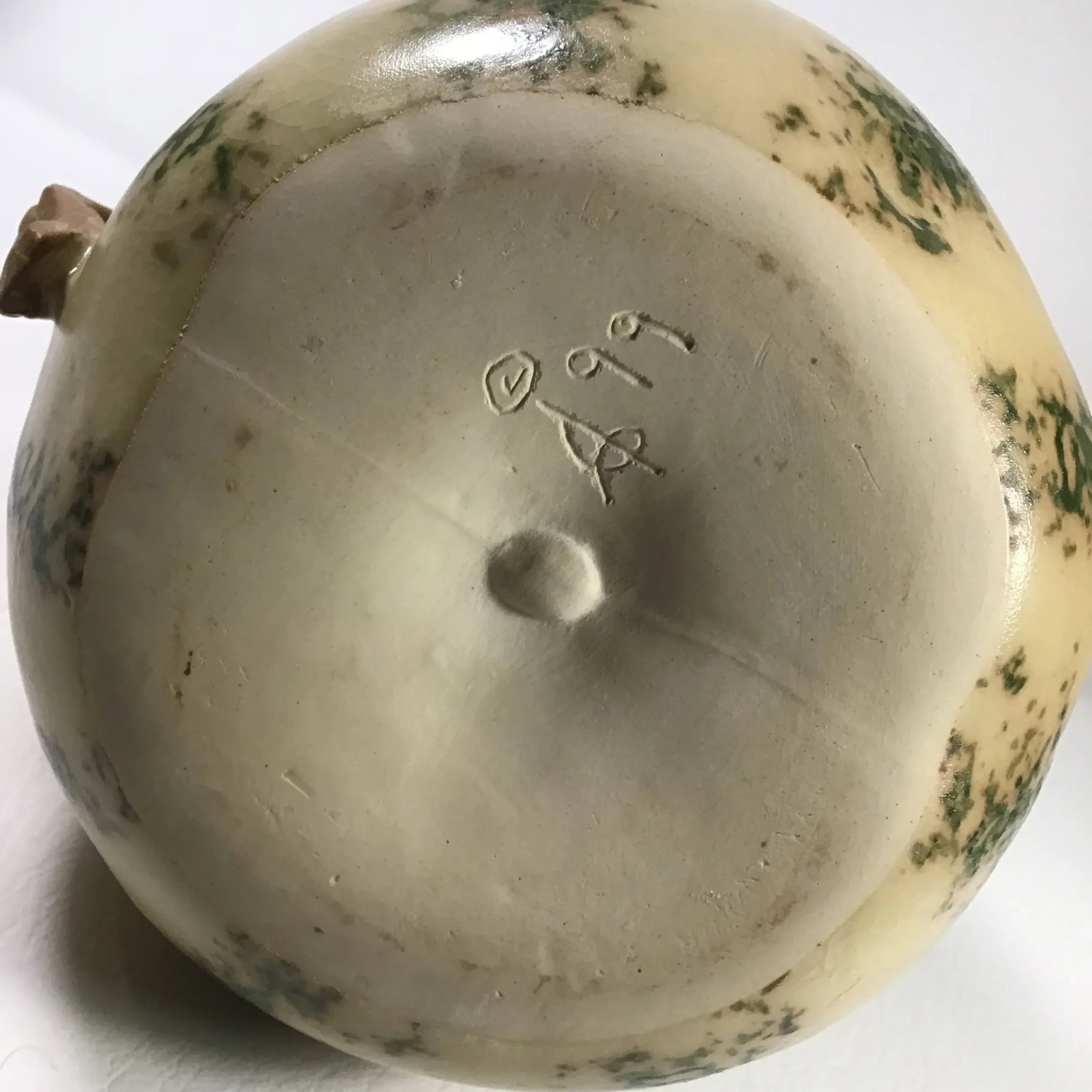 1999 Patricia Garrett Handmade American Pottery Gourd Pitcher - 7