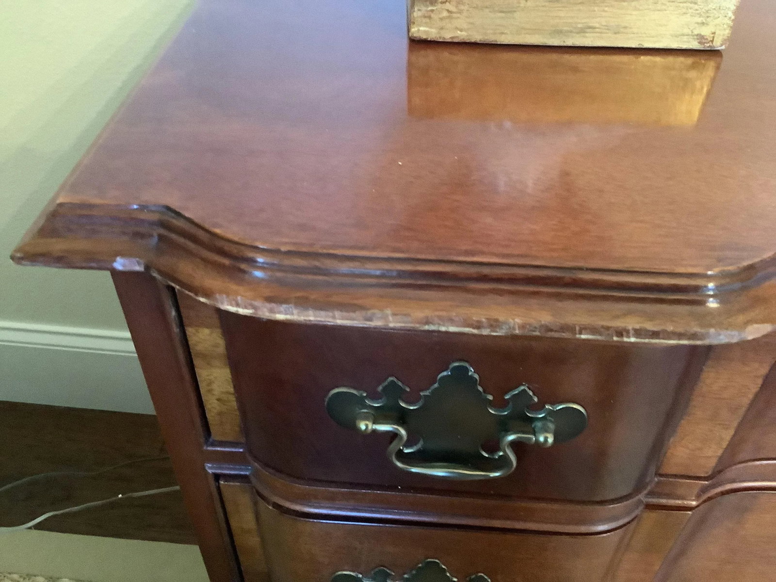 Late 20th Century Block Front Chest of Drawers - 2