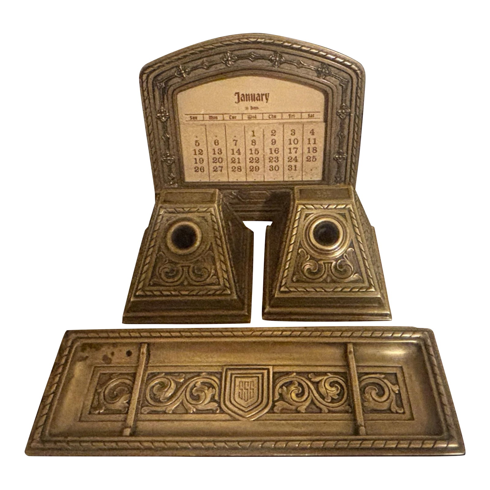 Antique Tiffany & Co. Venetian Bronze Desk Set With Original Calendar Cards - 3 Pieces: The Pattern: Offered is a sophisticated three-piece desk suite by Tiffany & Co. in the coveted "Venetian" pattern (Model No. 21534-Z). Produced during the height of the American Arts & Crafts and