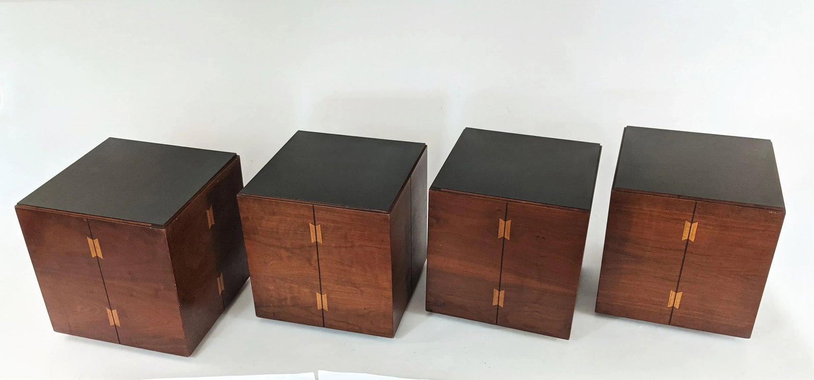Vintage Set of 4 Modern Walnut Cubes Side Tables by Lane Furniture - 2