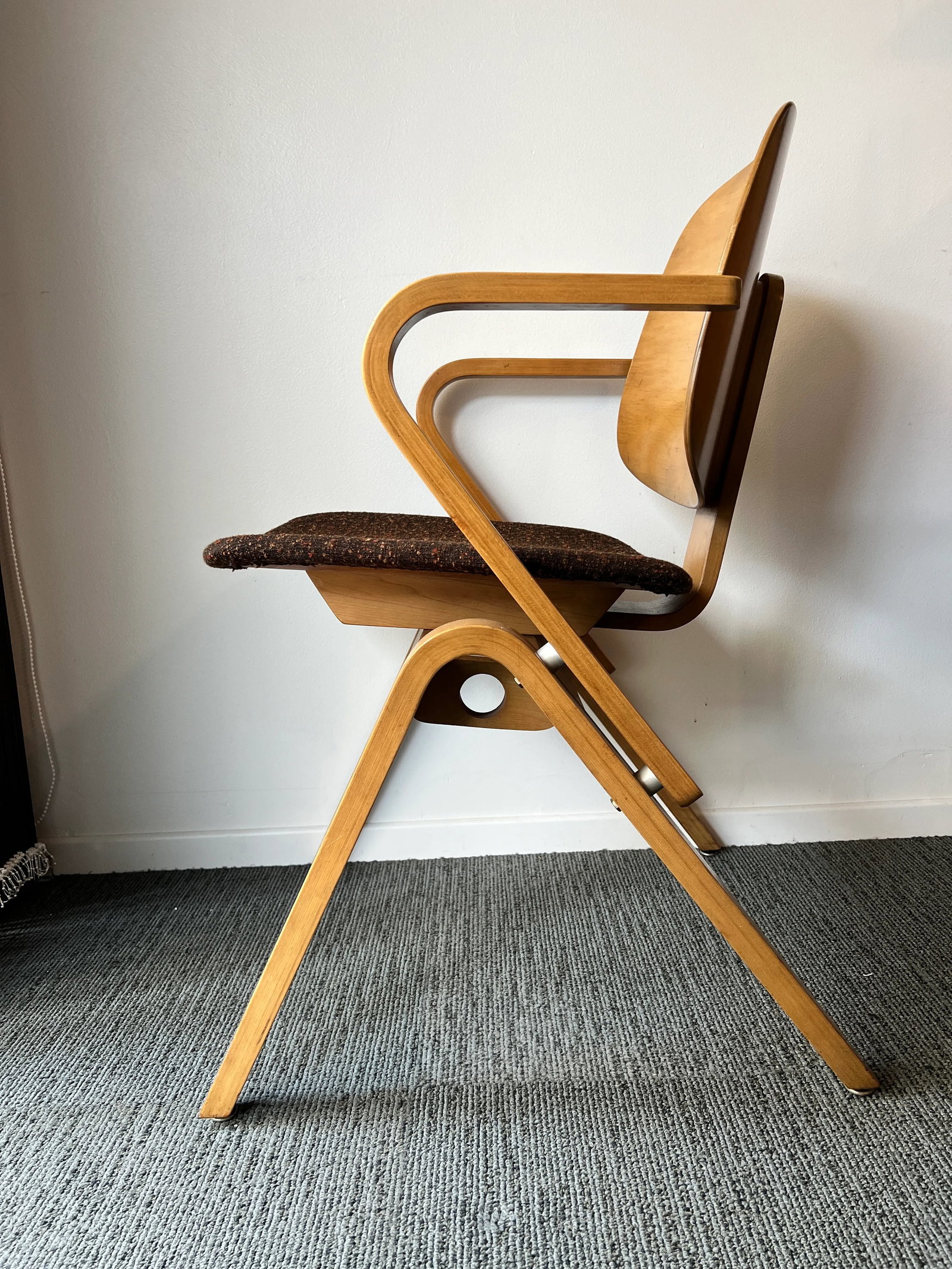 1950s Bent Plywood Chair by Joe Atkinson for Thonet - 11