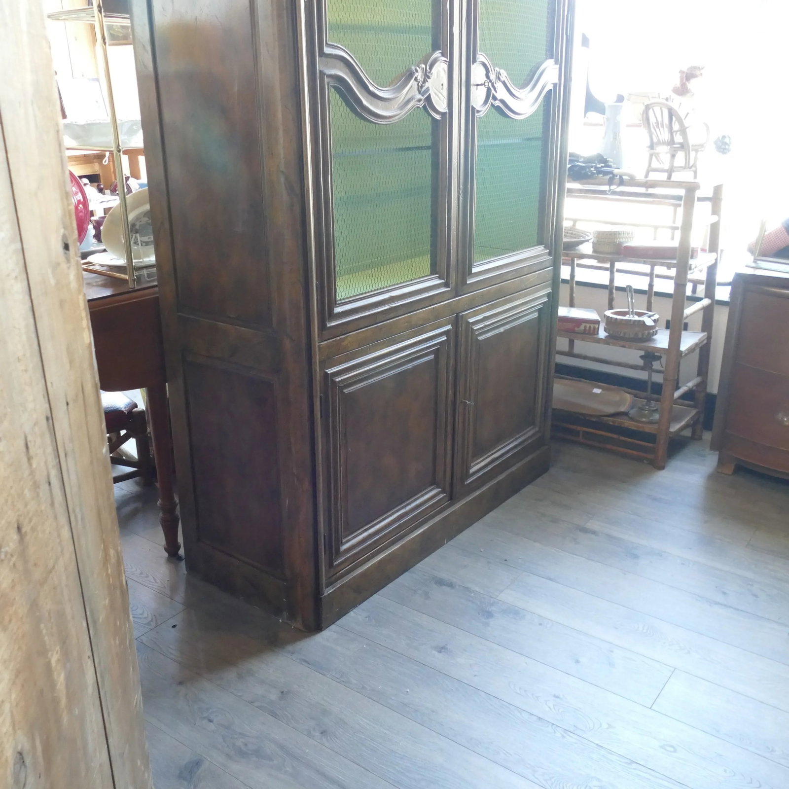 Mid 20th Century French Provincial Display Cabinet Wire Doors by Baker - 6