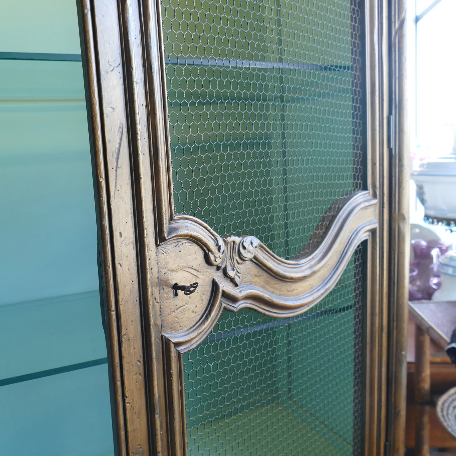 Mid 20th Century French Provincial Display Cabinet Wire Doors by Baker - 8