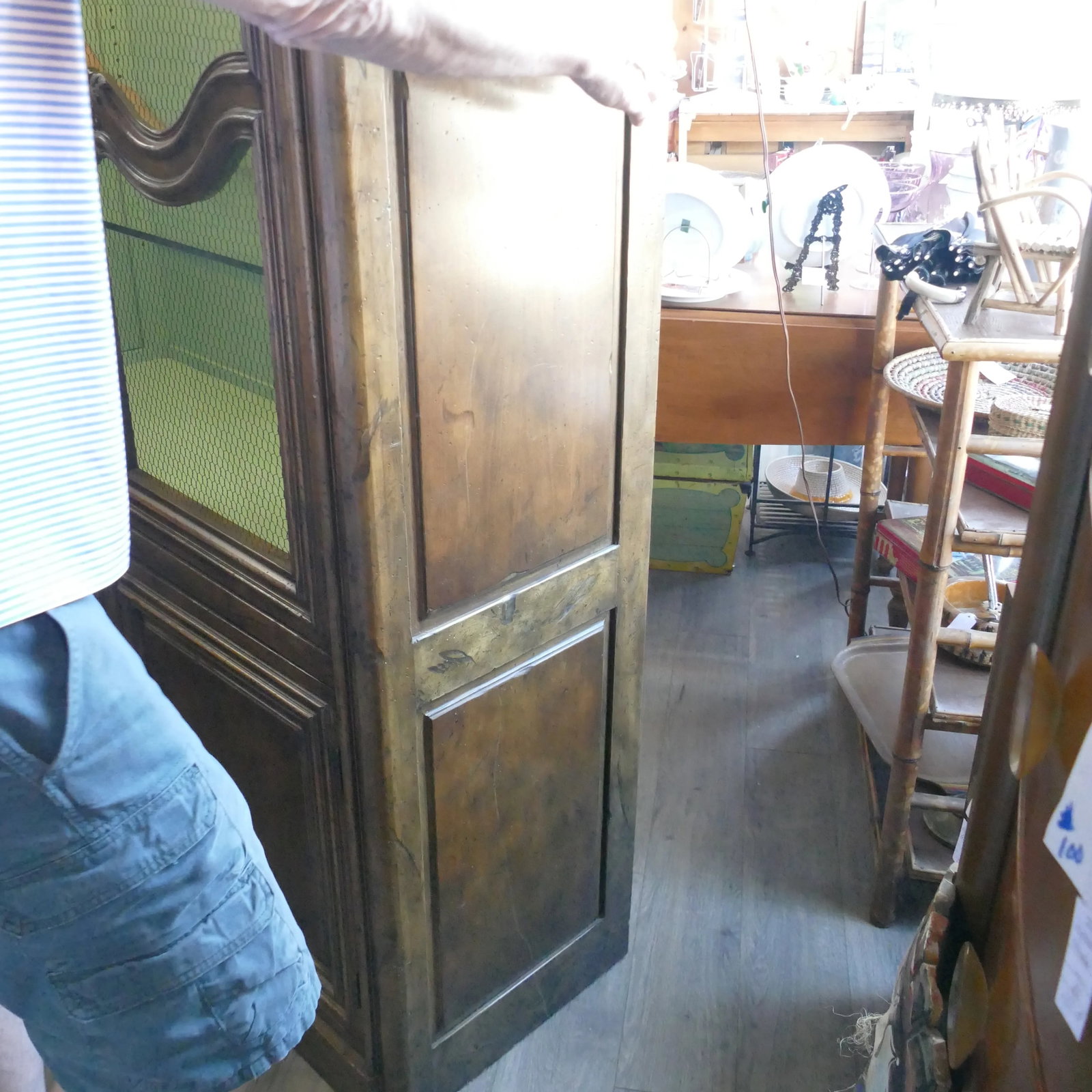 Mid 20th Century French Provincial Display Cabinet Wire Doors by Baker - 9