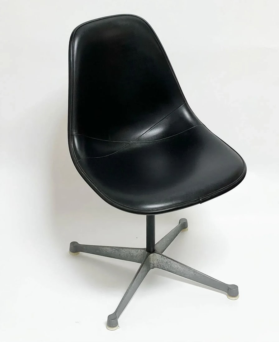 Mid Century 1967 Single Original Eames for Herman Miller Pivoting Side Shell Chair - 2