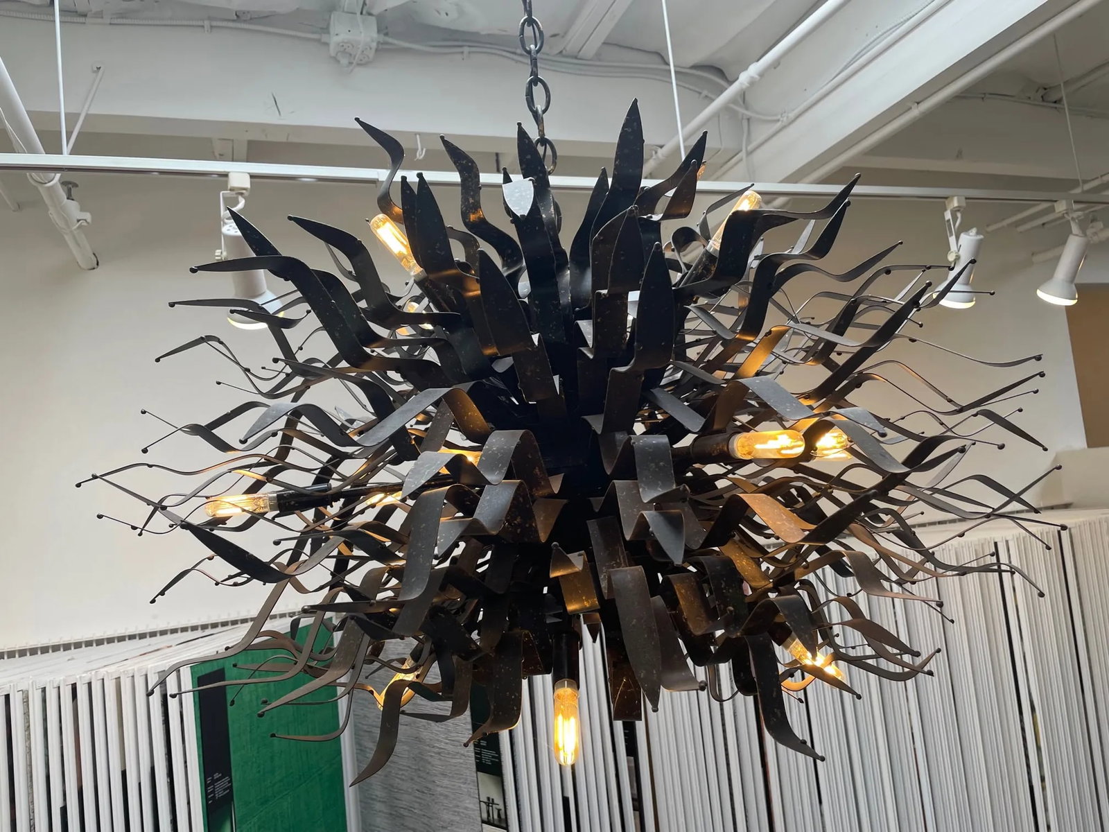 Contemporary David Iatesta Palmier Iron Chandelier - 2
