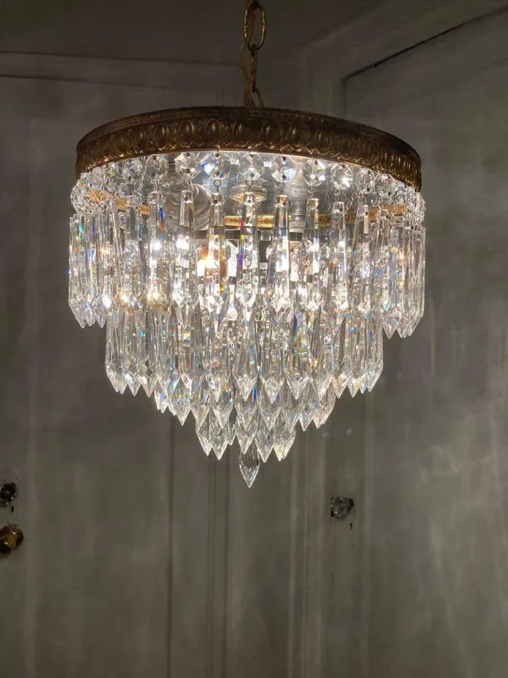 1950s Italian Brass Upside Down Layered Cake Chandelier - 2