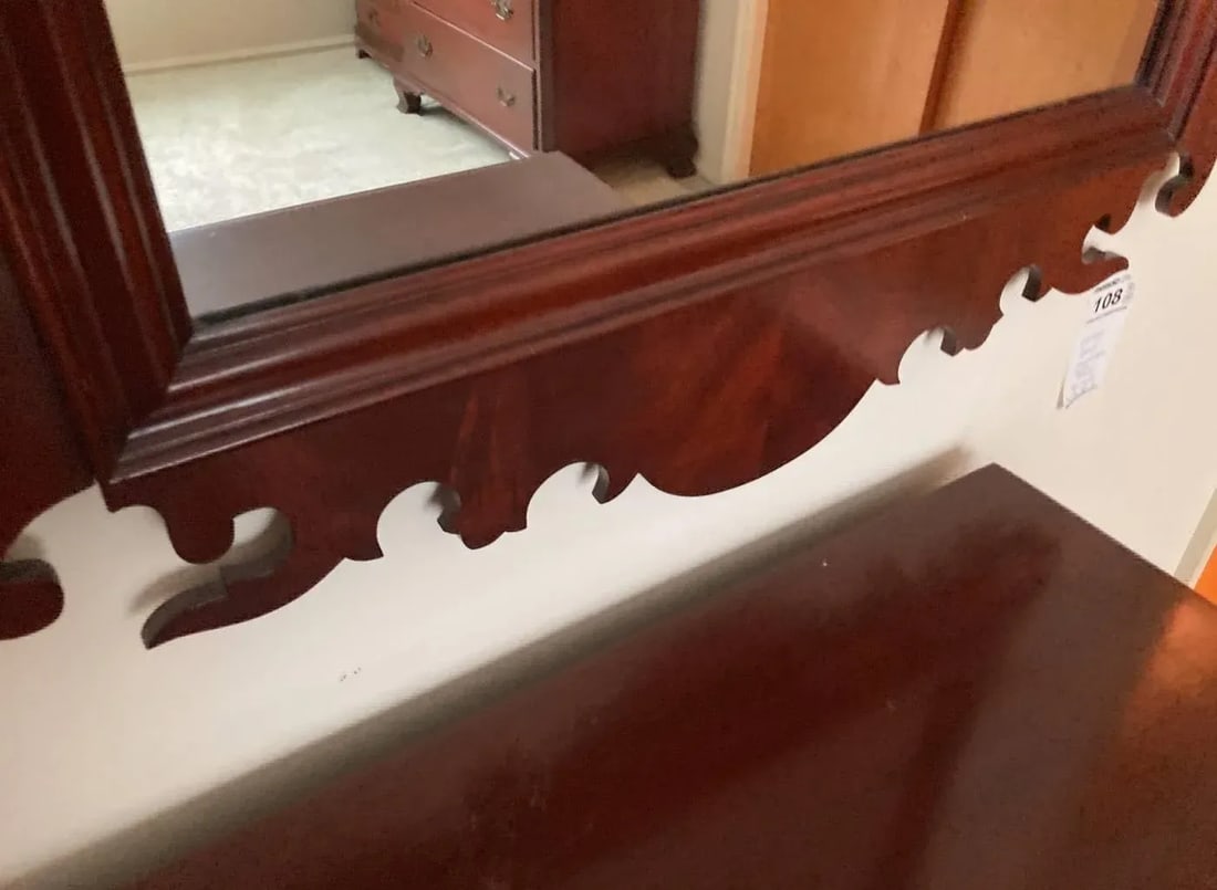 Pair of Vintage American Mahogany Federal Style Pediment Wall Hanging Mirror - 9