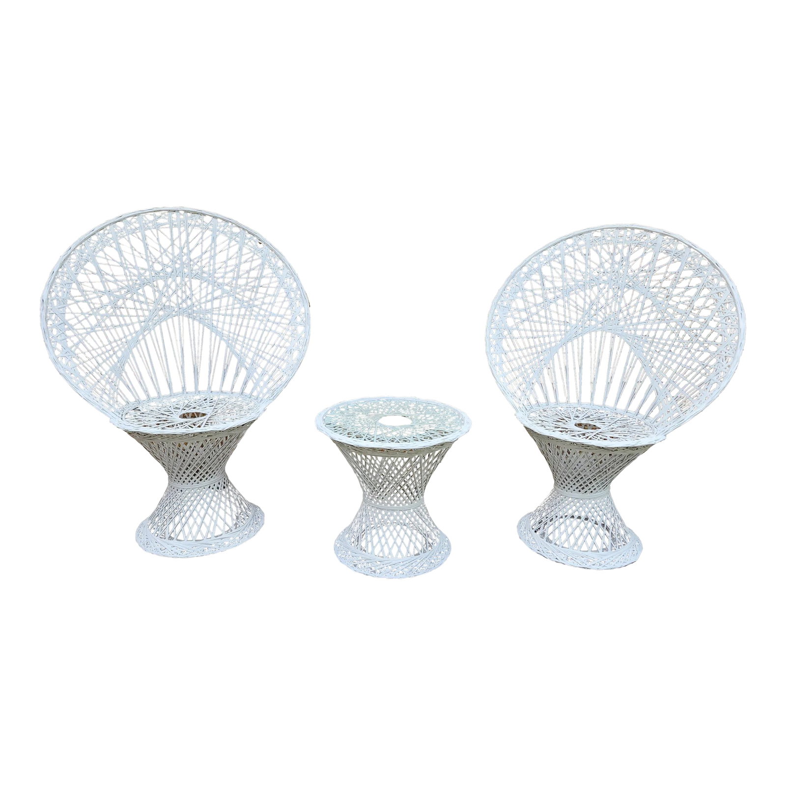 1950s Woodard Spun Fiberglass Peacock Chair Set - 3 Pieces: Wonderful mid-century patio furniture, by Russel Woodard. Made entirely of intricately woven spun fiberglass which is lightweight yet surprisingly strong. Set is comprised of two peacock fan back chai