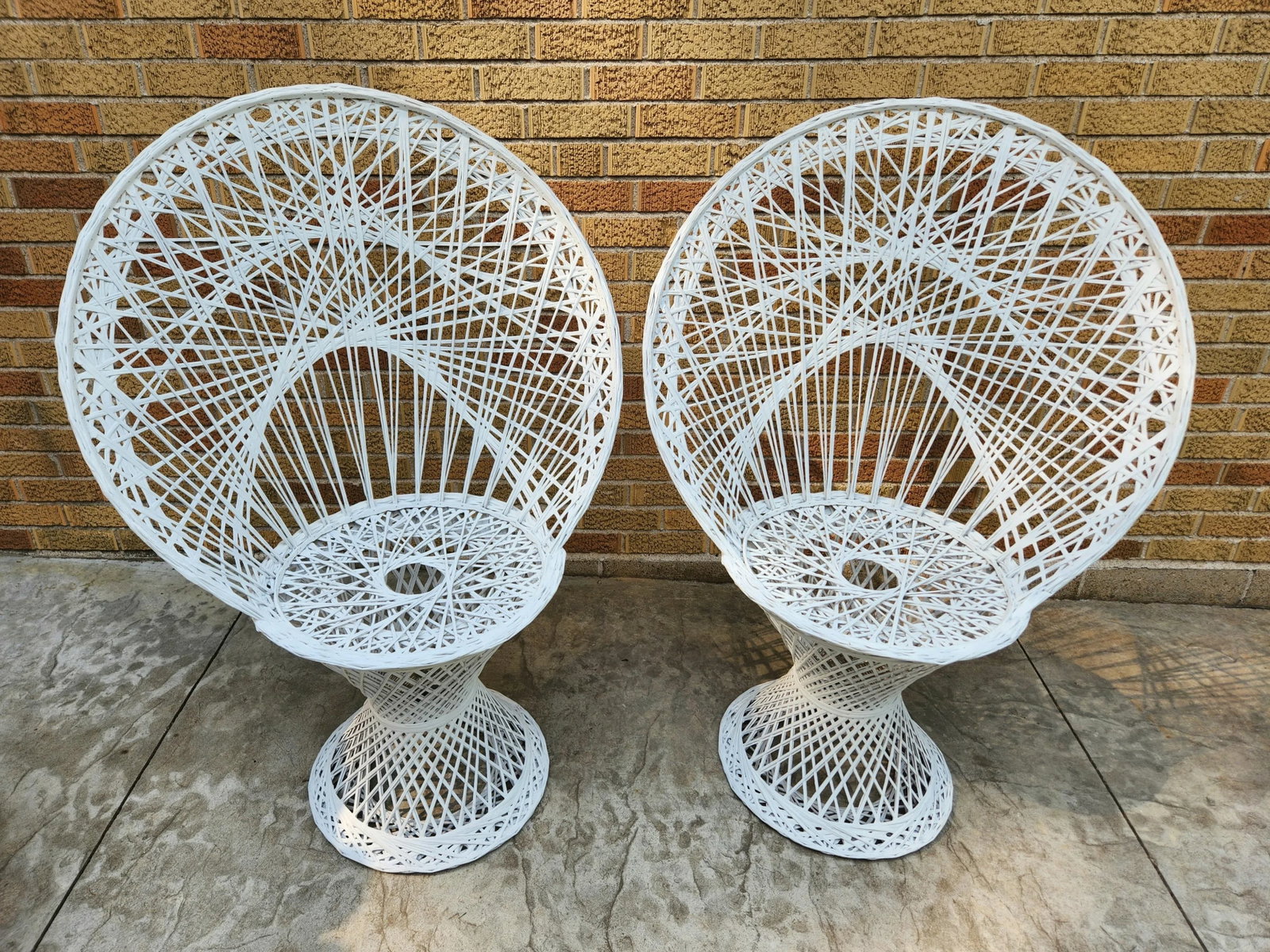 1950s Woodard Spun Fiberglass Peacock Chair Set - 3 Pieces - 4