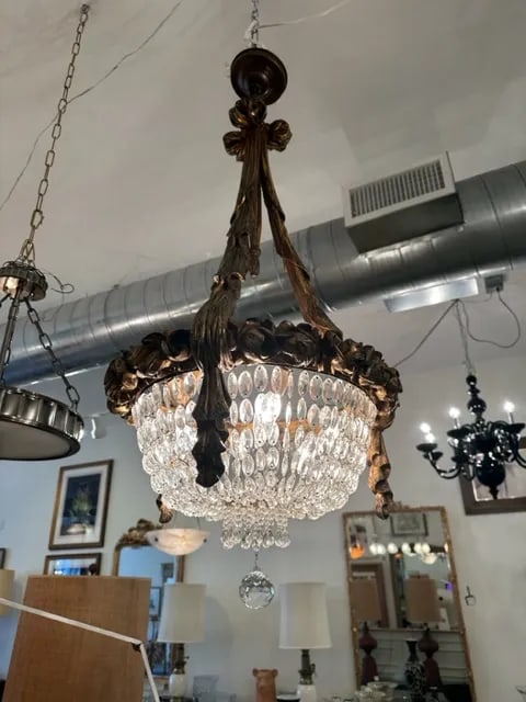 1940s French Wood With Gilt Finish Chandelier - 2