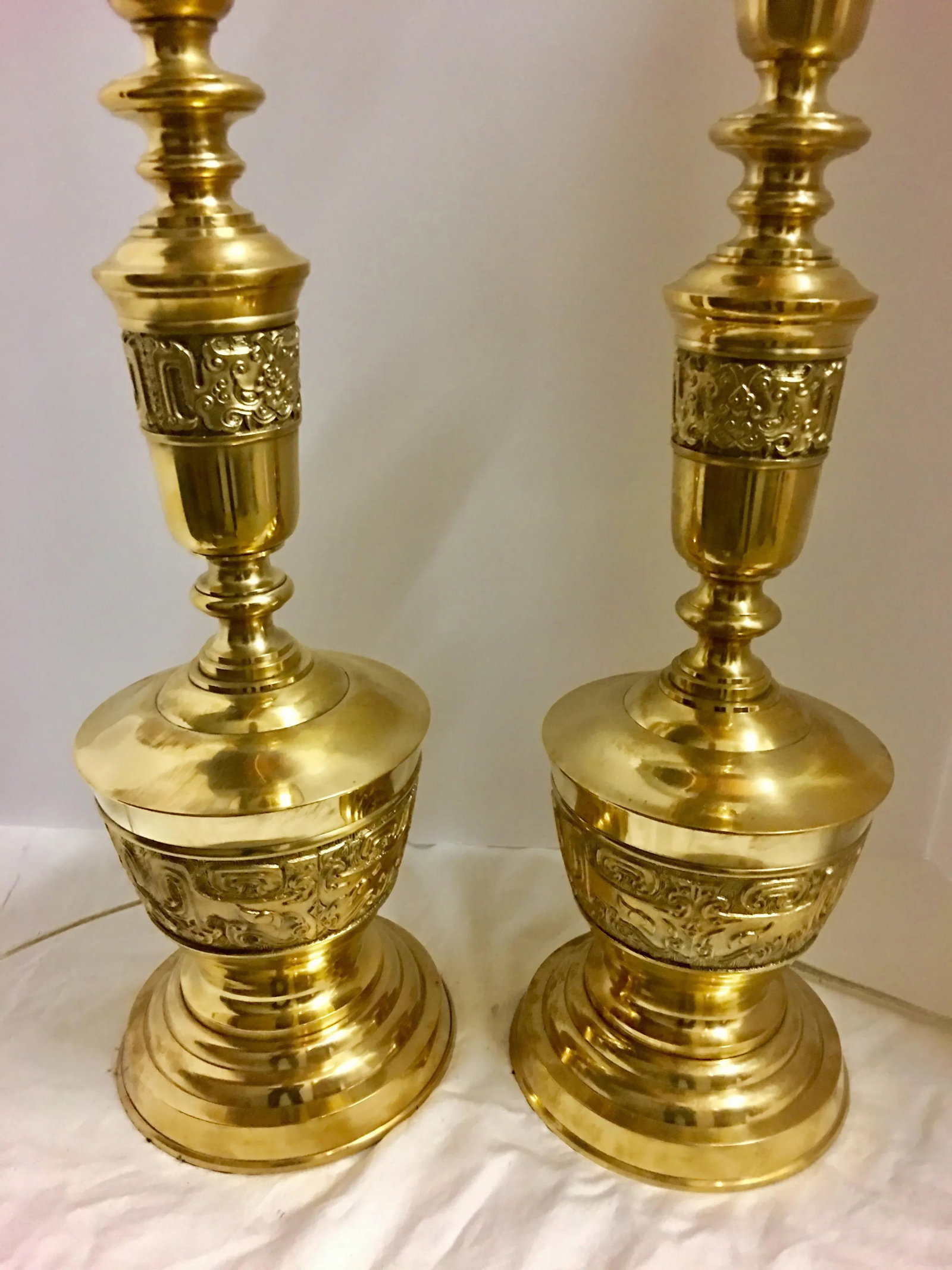 Hollywood Regency Mid-Century Brass Lamps - a Pair - 2