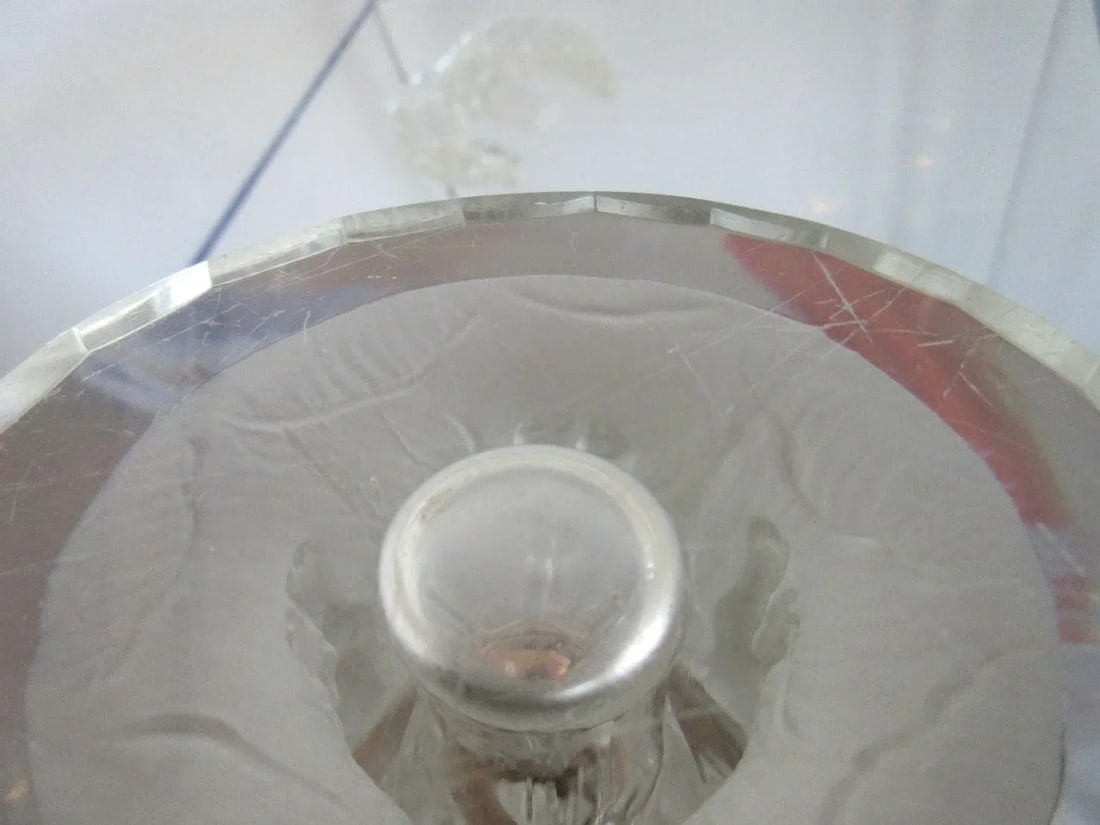 1920's Czech Art Deco Crystal Nude Figure Detailed Perfume Bottle - 3