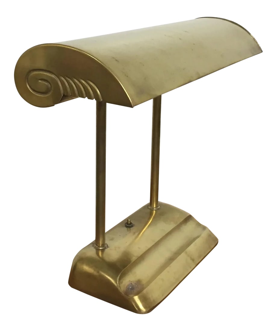 Miller Co. Vintage Industrial Streamline Fluorescent Brass Desk Lamp: Vintage industrial streamline fluorescent brass desk lamp by The Miller Co. circa 1940s. Lamp is perfect for a desktop or library table. Condition: Condition Notes: Good - Moderate wear and tear, but 