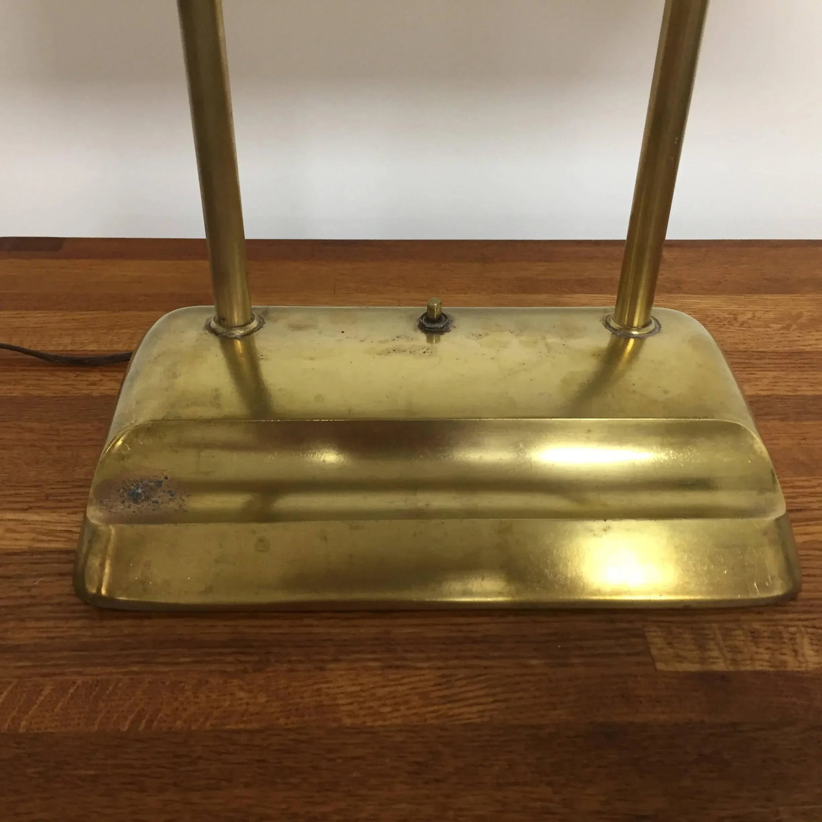 Miller Co. Vintage Industrial Streamline Fluorescent Brass Desk Lamp - 5