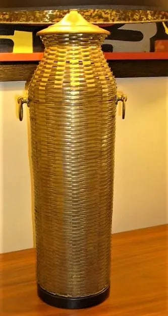 1976 Modern Chapman Lamp Tall Woven Brass Vase Shaped Table Lamp - 4