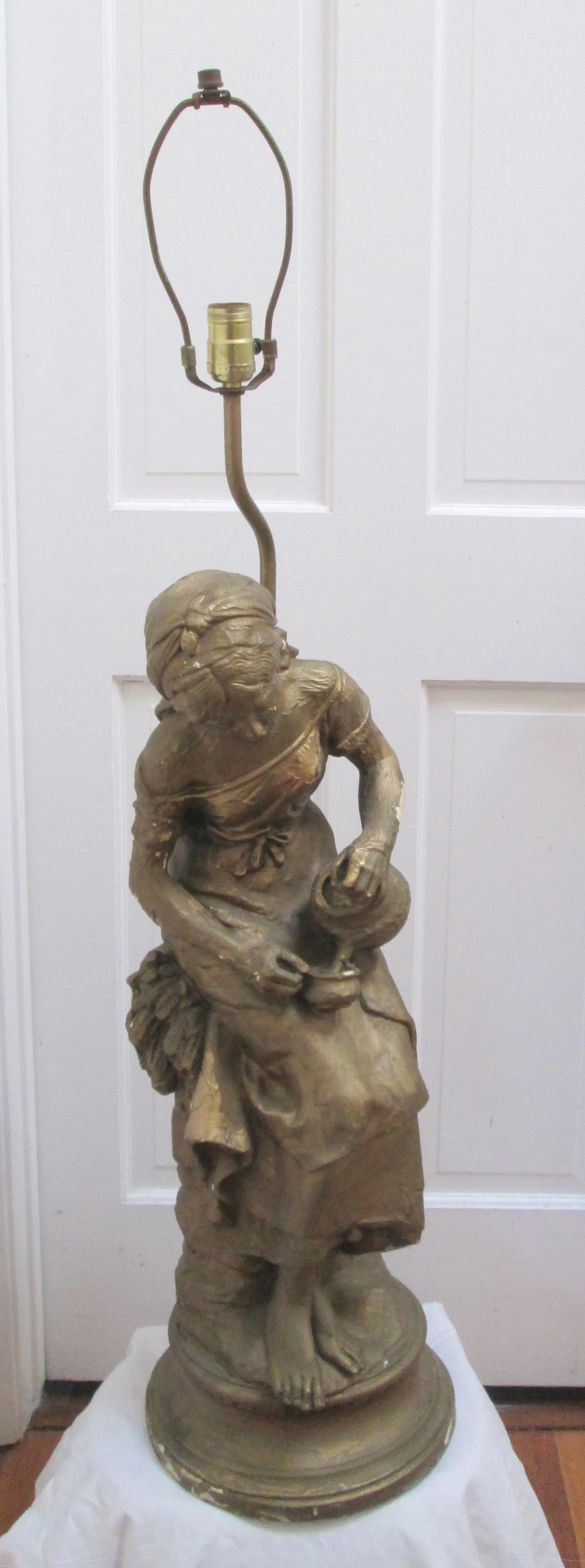 Sculptural Antique Gilt Lamp Attributed to Mathurin Moreau - 11
