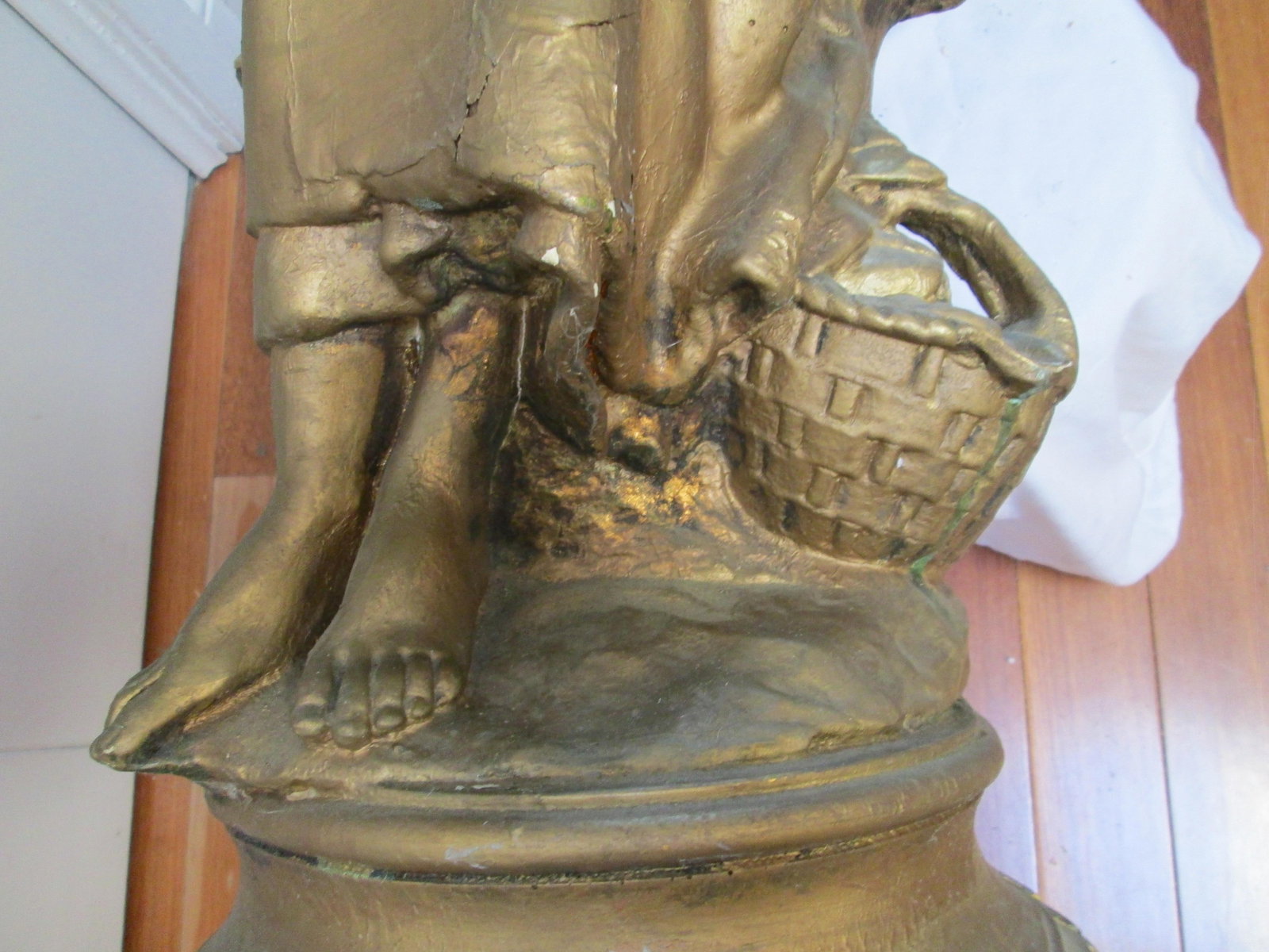 Sculptural Antique Gilt Lamp Attributed to Mathurin Moreau - 8