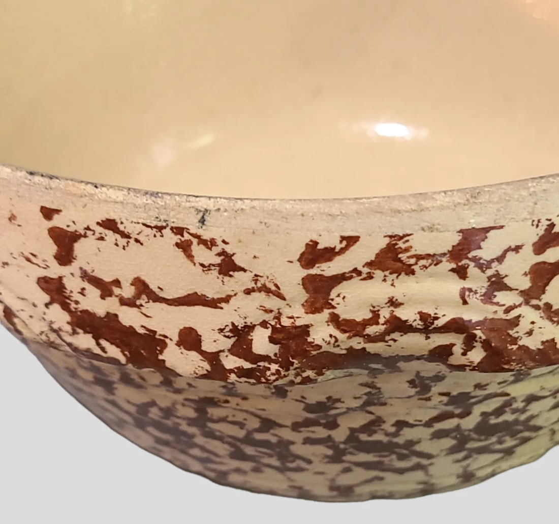 Early 20th Century Spongeware Yellow Stoneware Large Mixing Bowl, Marked U.S.A. - 3