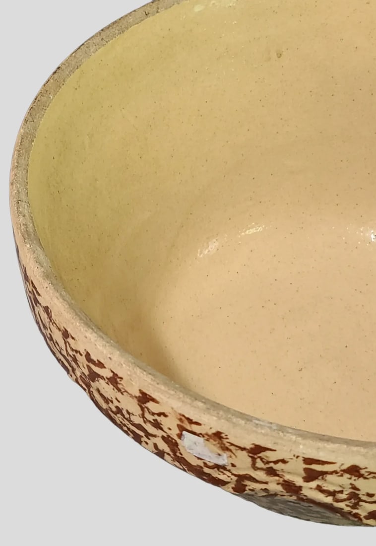 Early 20th Century Spongeware Yellow Stoneware Large Mixing Bowl, Marked U.S.A. - 4