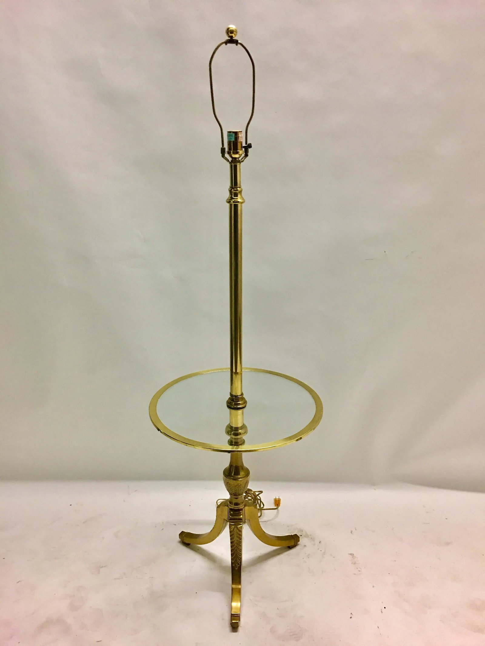 Vintage Brass Floor Lamp With Table - 7