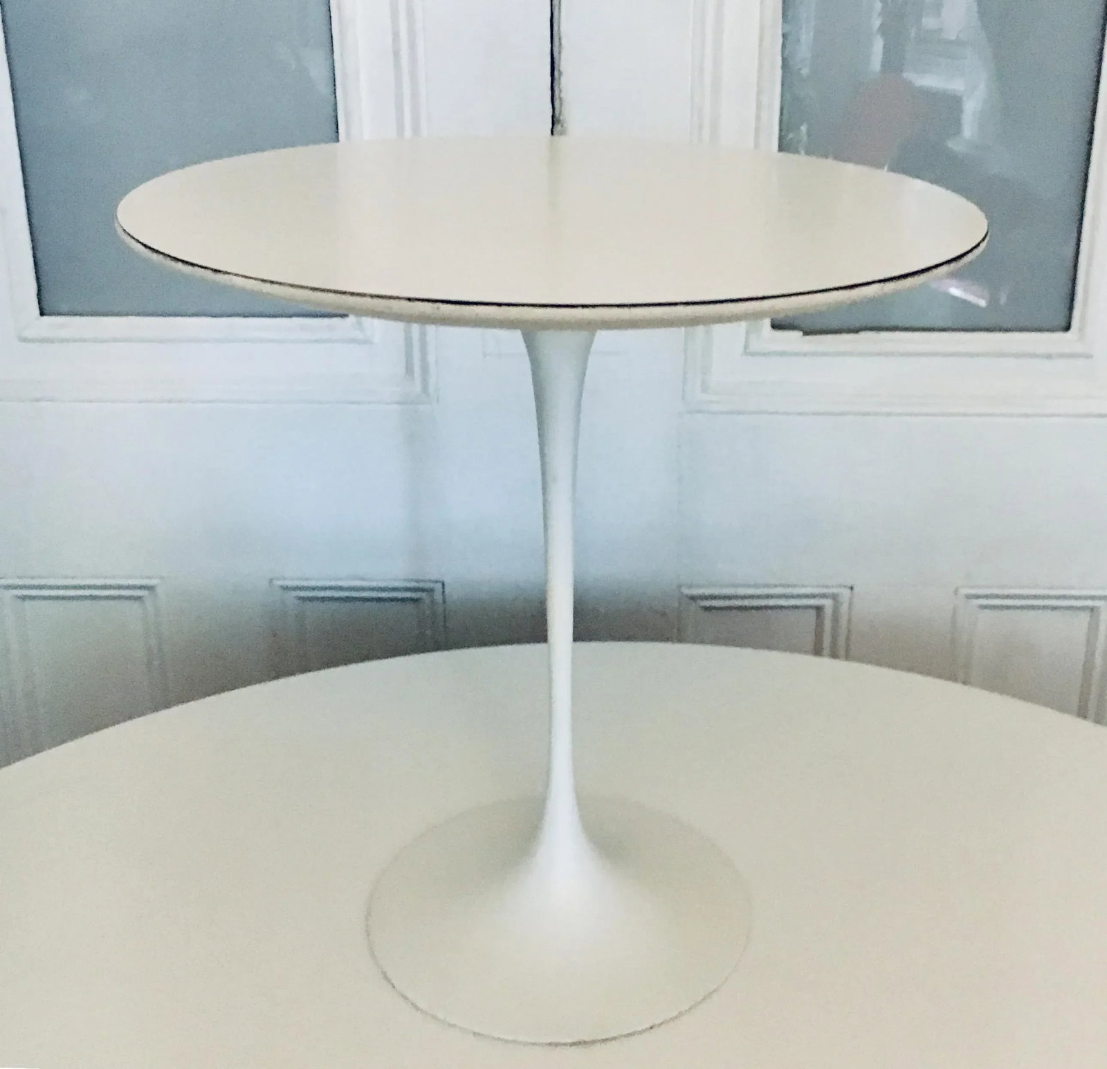 Eero Saarinen Tulip Side Table for Knoll Mid Century Modern Danish 1960s - 4