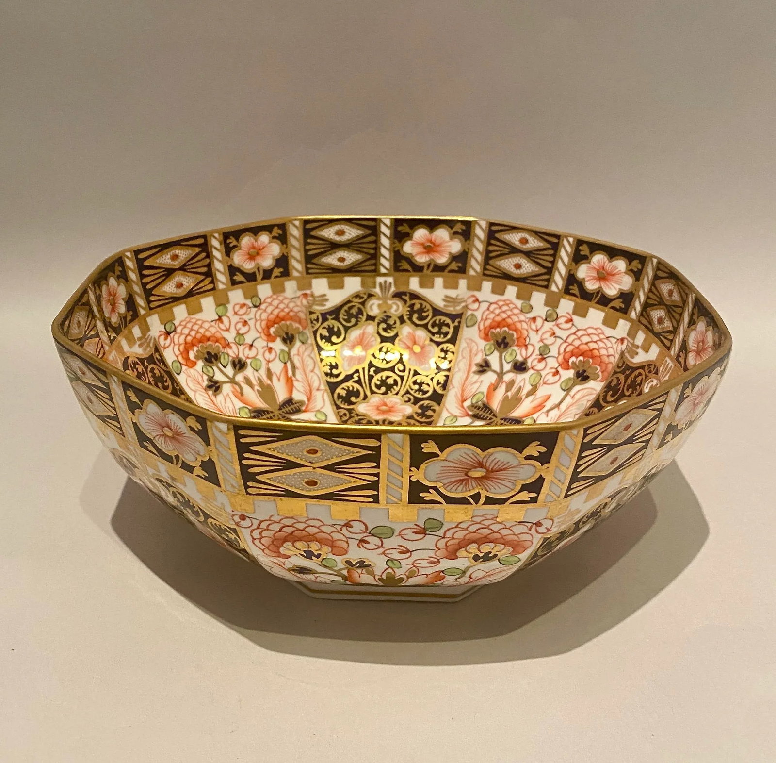 Royal Crown Derby Octagonal Bowl Imari Witches Pattern 6299 Date 1918 - 10