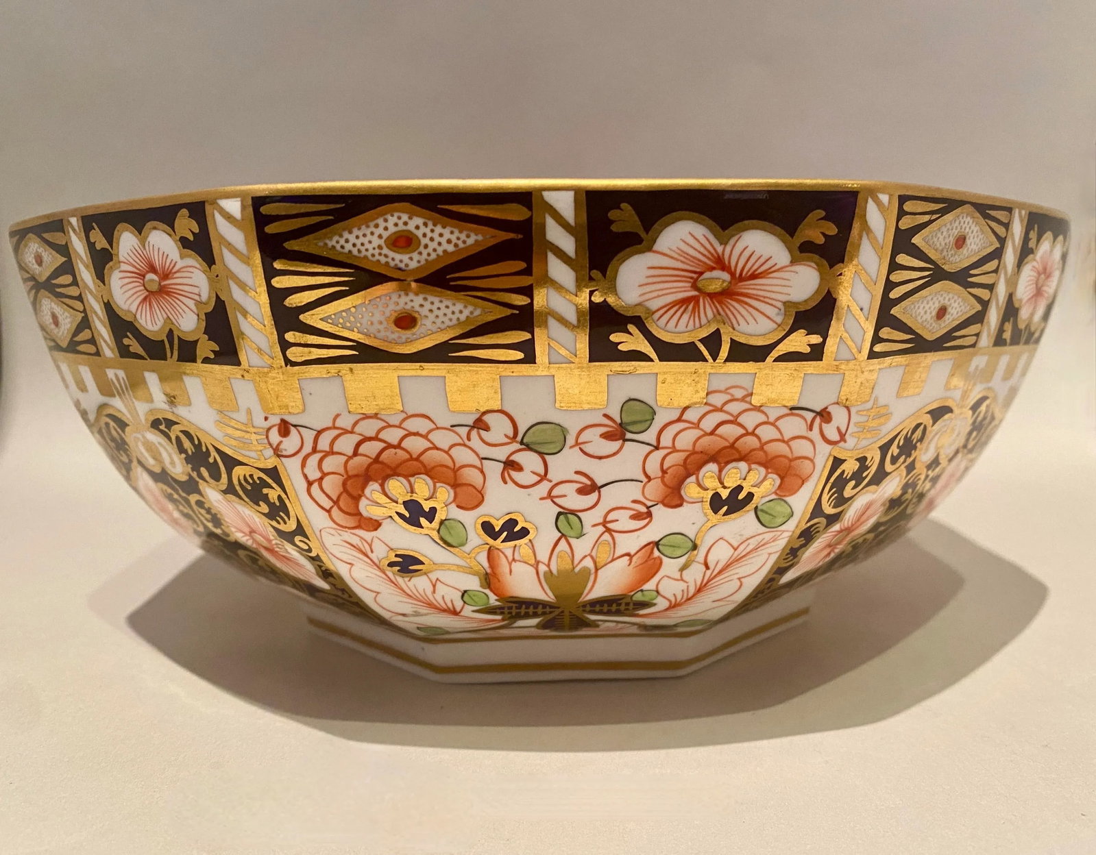 Royal Crown Derby Octagonal Bowl Imari Witches Pattern 6299 Date 1918 - 3