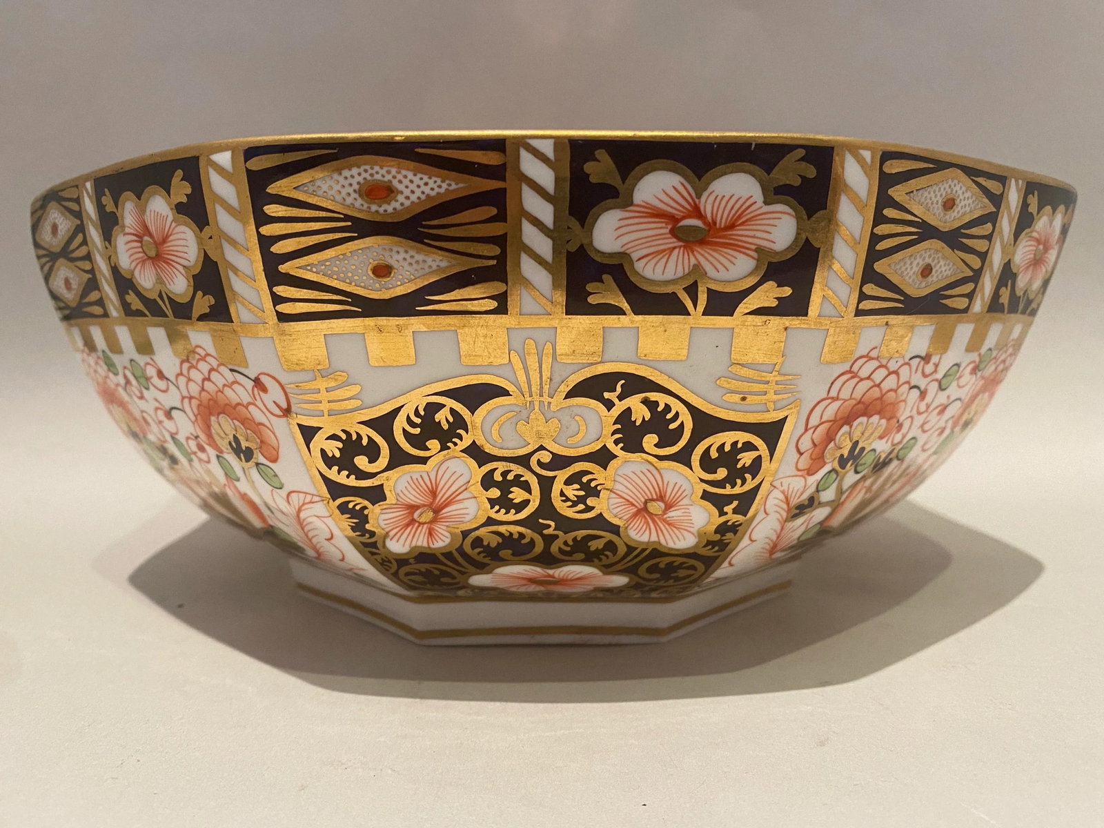 Royal Crown Derby Octagonal Bowl Imari Witches Pattern 6299 Date 1918 - 6