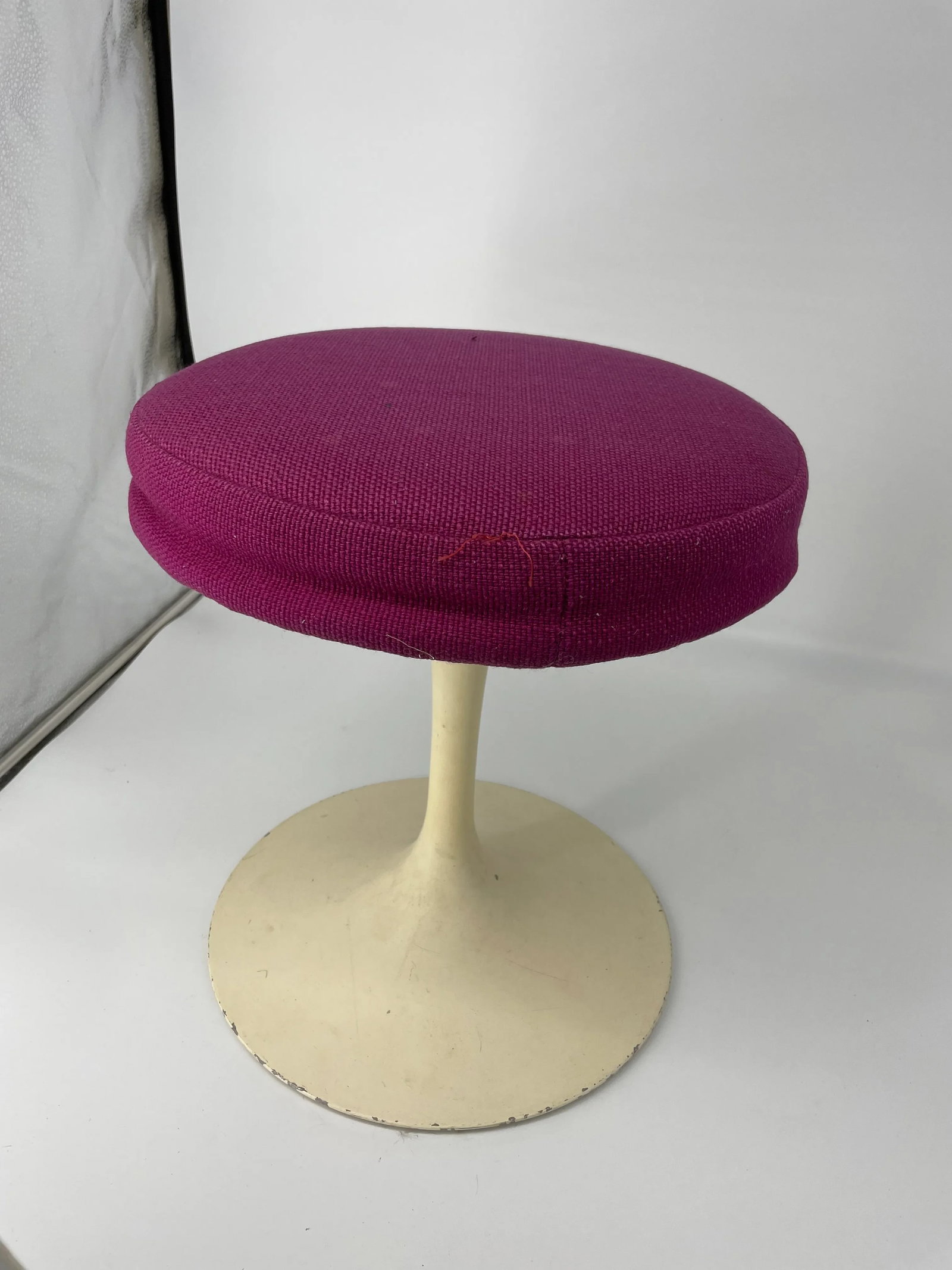1950's Eero Saarinen Tulip Stool for Knoll - 3