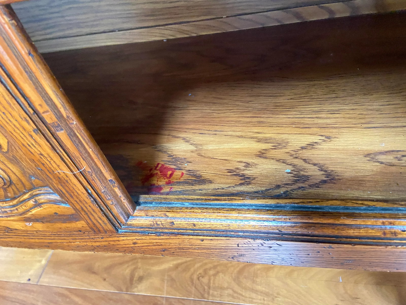 1970s Vintage John Widdicomb Jacobean Carved Sideboard Cabinet Console Table 2 Sliding Doors - 12