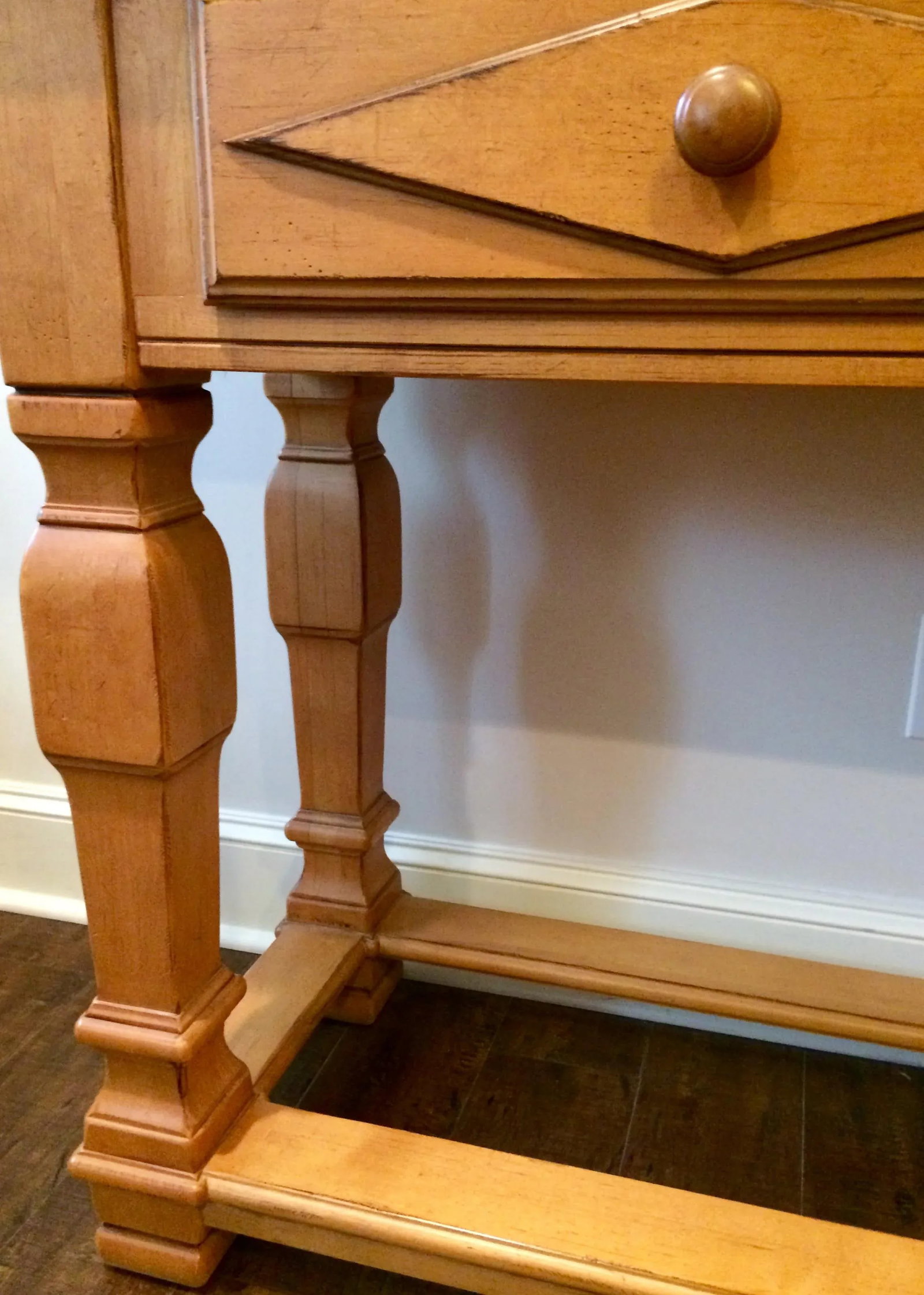 Drexel Traditional Maple Console - 5