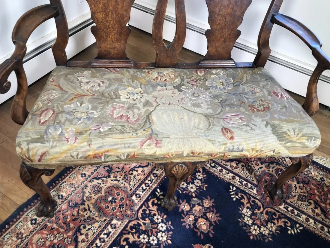 1940s Vintage Antique-Style English Chippendale Double-Chair Settee - 3
